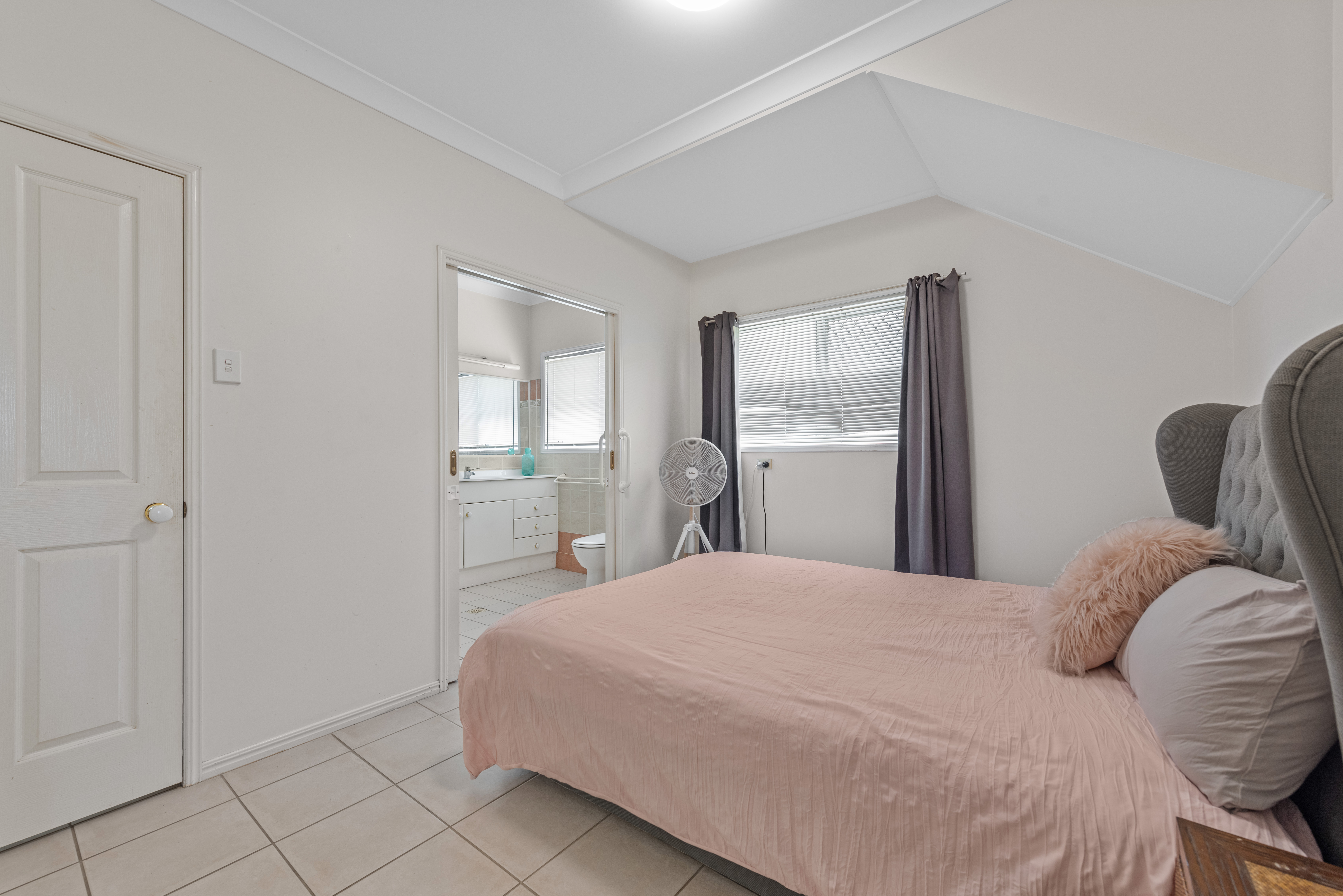 4-bedroom house at 244 Flinders Parade, Sandgate, QLD 4017, Brisbane, Queensland