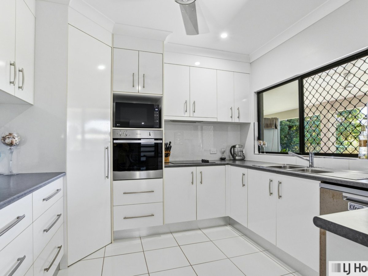 18 Amanda Crescent, Tully Heads, Qld, 4854 - Image 4