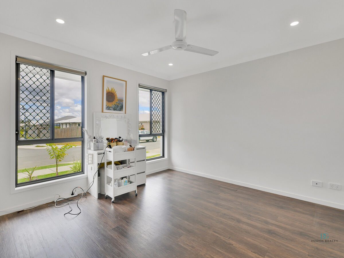 5-bedroom house at 9 Fyfe Street, Walloon, QLD 4306, , Queensland