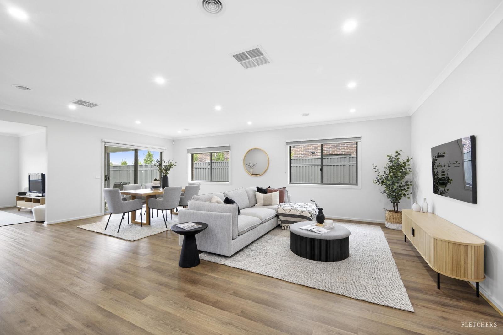 88 GRAINGER PARADE, Lucas VIC 3350 - Image 3