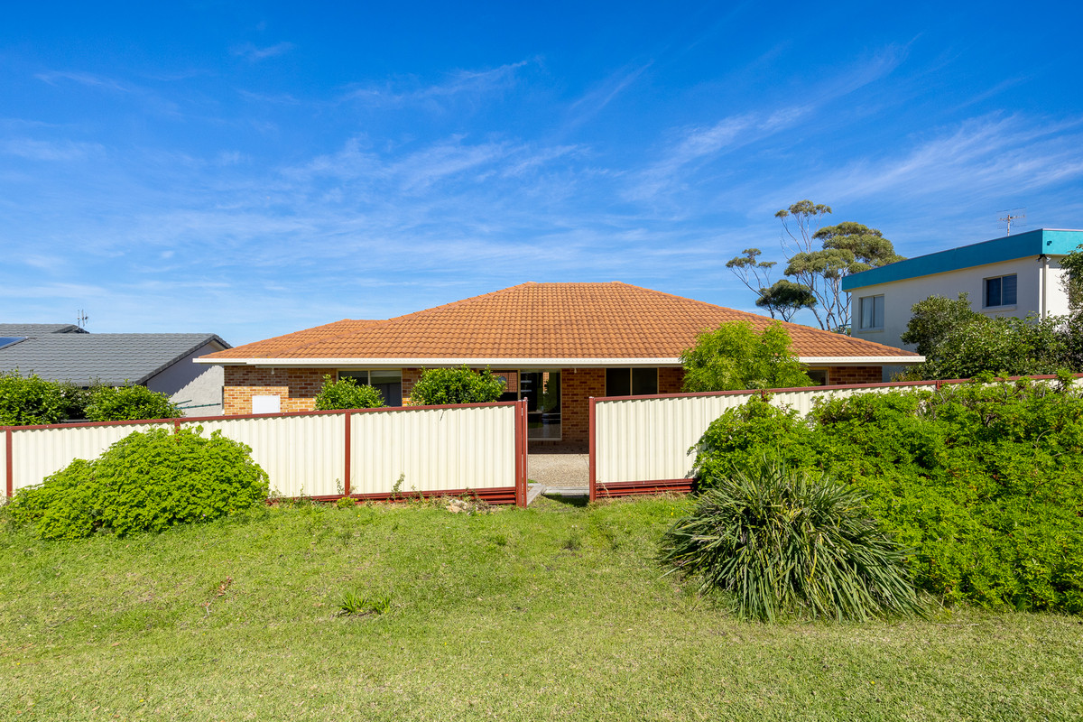 3-bedroom unit at 2/57 Headland Drive, Tura Beach, NSW 2548, Bega Valley, New South Wales