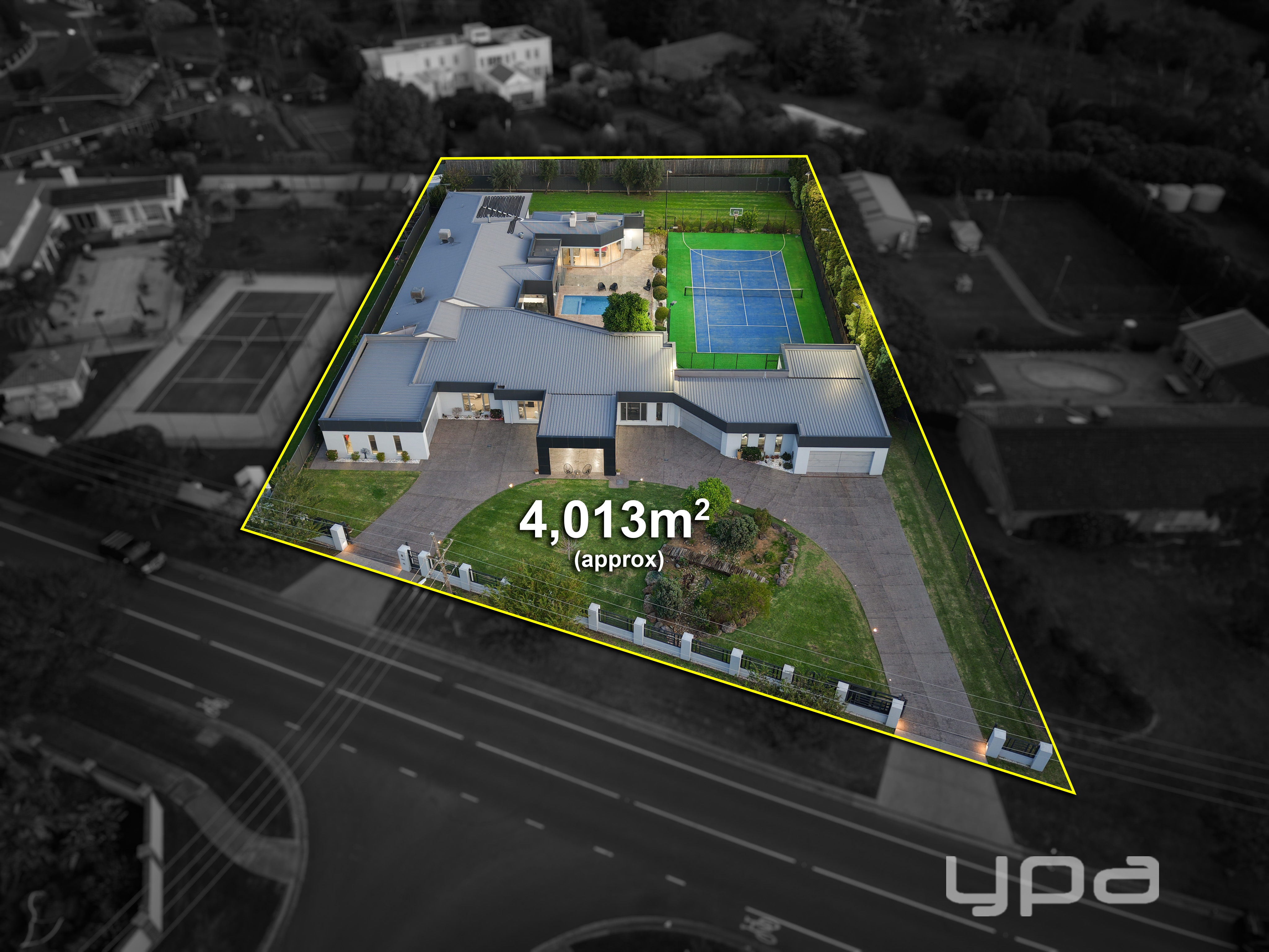 5-bedroom house at 7 Elphinstone Boulevard, Greenvale, VIC 3059, Hume, Victoria