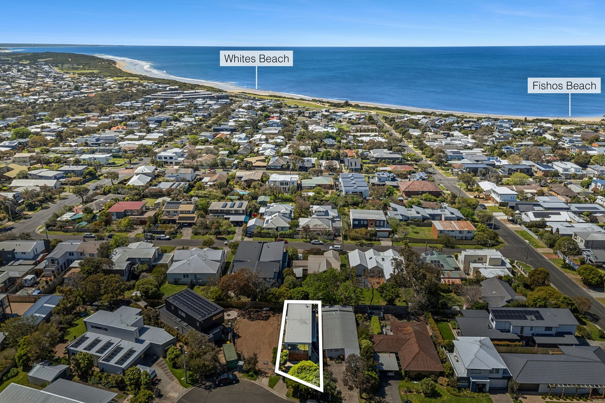 4 Gogoll Crescent, Torquay, VIC 3228 - Image 2