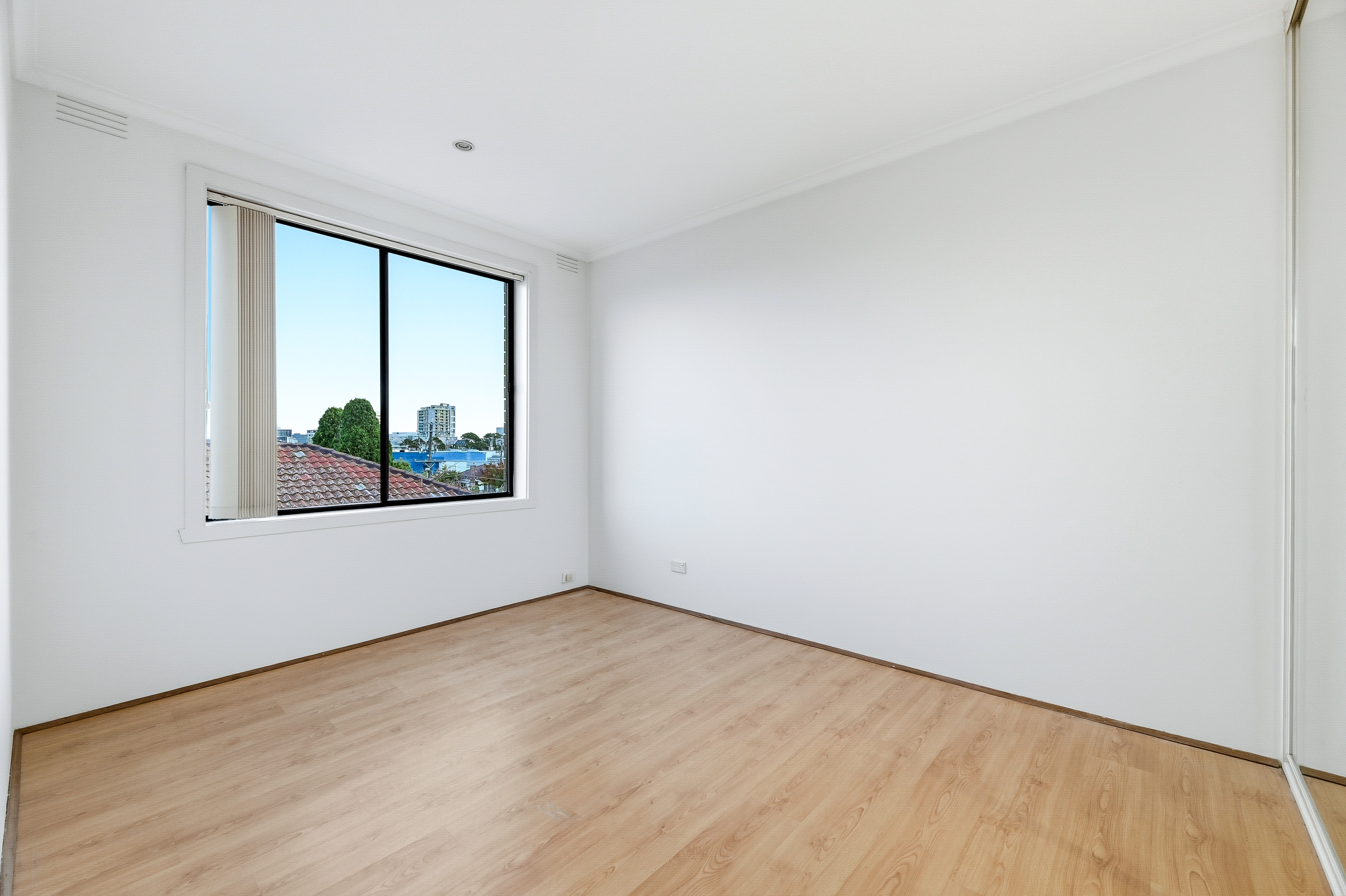 14 60-62 CLEELAND STREET, DANDENONG VIC 3175 - Image 8