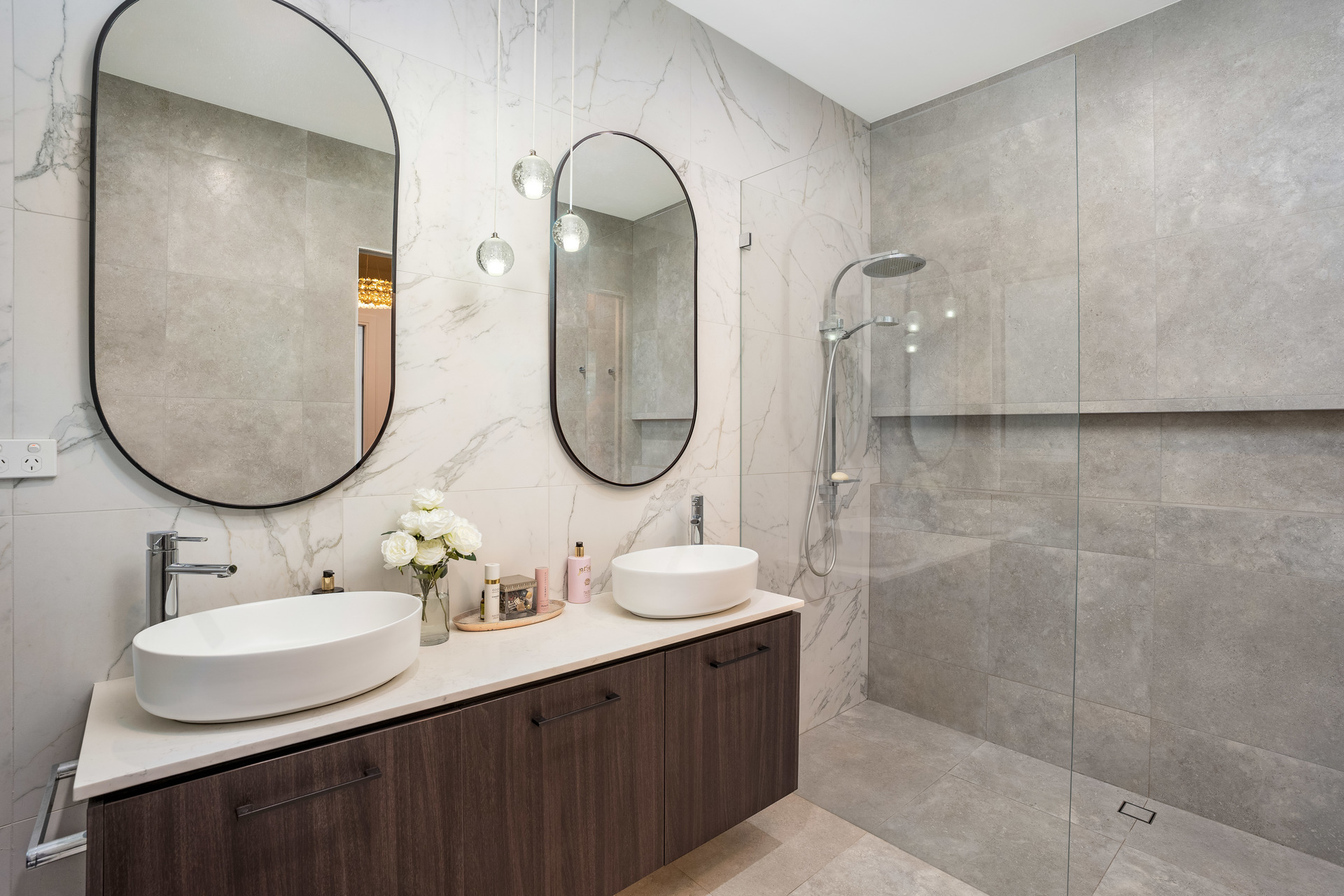 9-bedroom house at 25 Halmstad Boulevard, Luddenham, NSW 2745, Liverpool, New South Wales