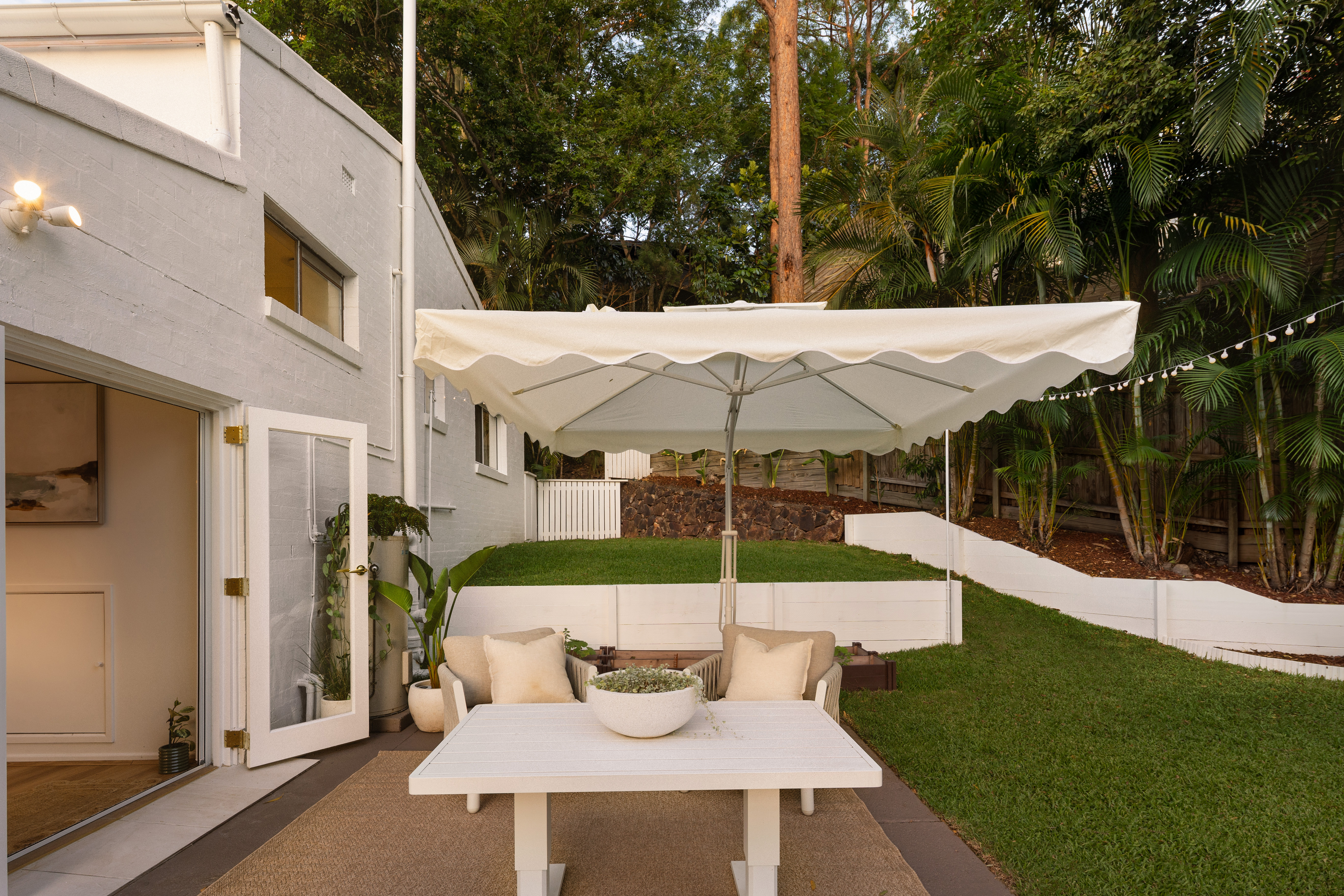 12 Jillian Street, Chapel Hill, QLD 4069 - Image 6