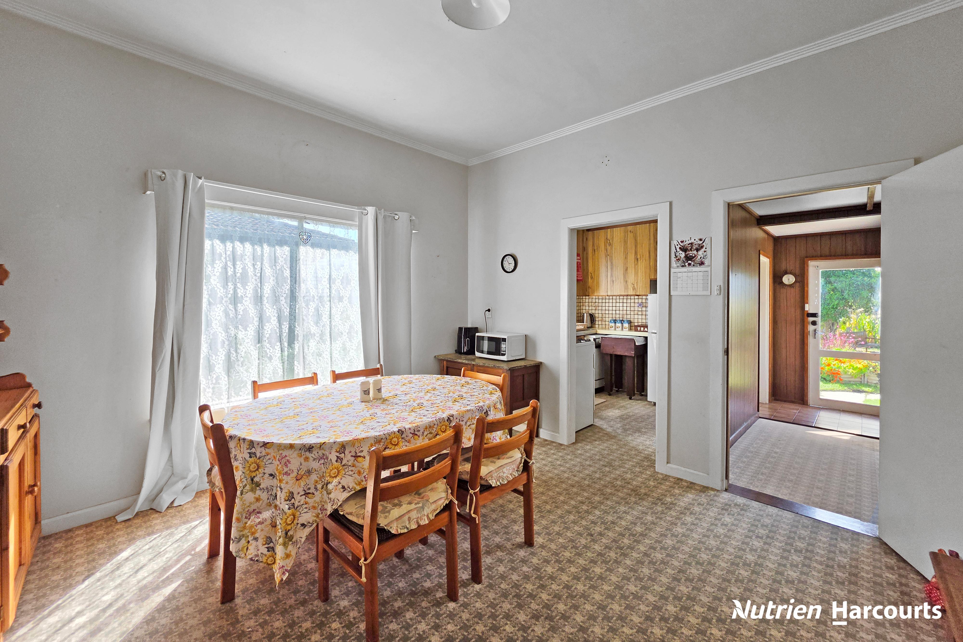 9 Dougherty Street, Yarram, VIC 3971 - Image 5