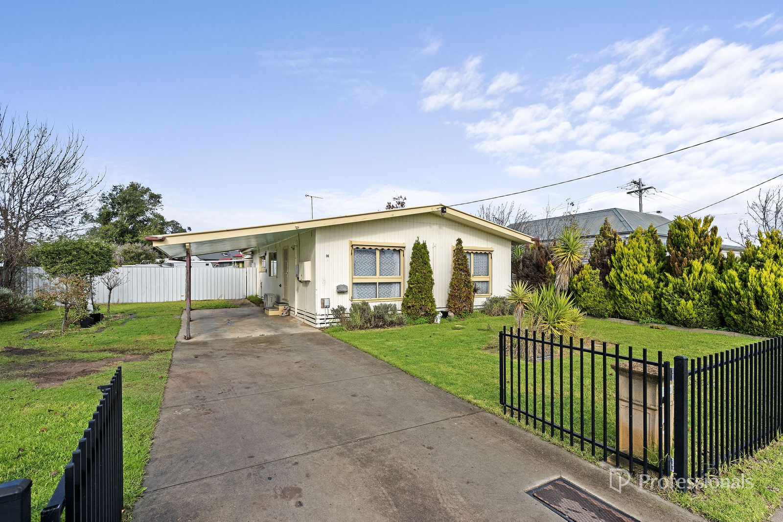 3-bedroom house at 16 Sutton Road, Maryborough, VIC 3465, Central Goldfields, Victoria