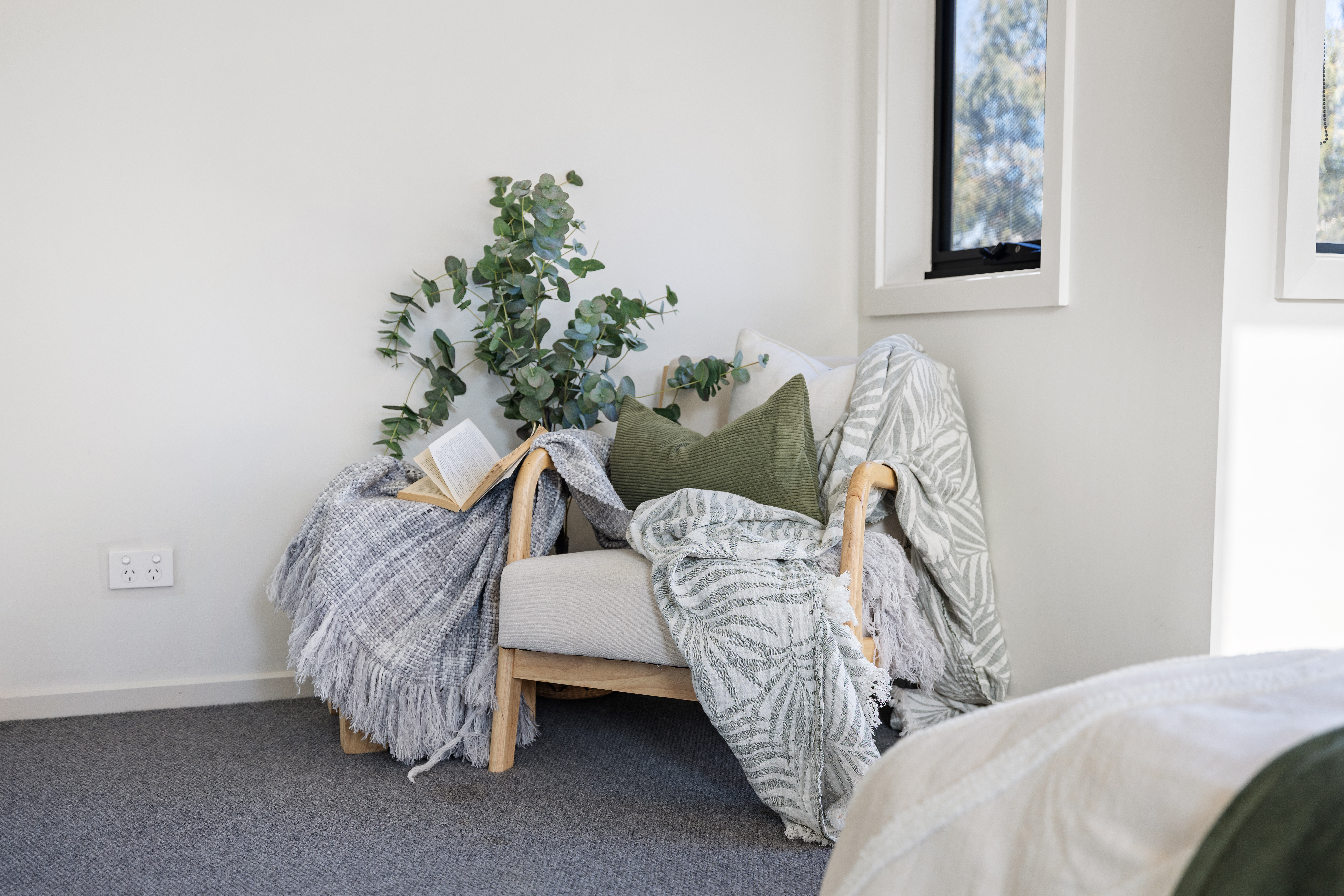 4-bedroom unit at 8 Primary Street, Mooroolbark, VIC 3138, Yarra Ranges, Victoria