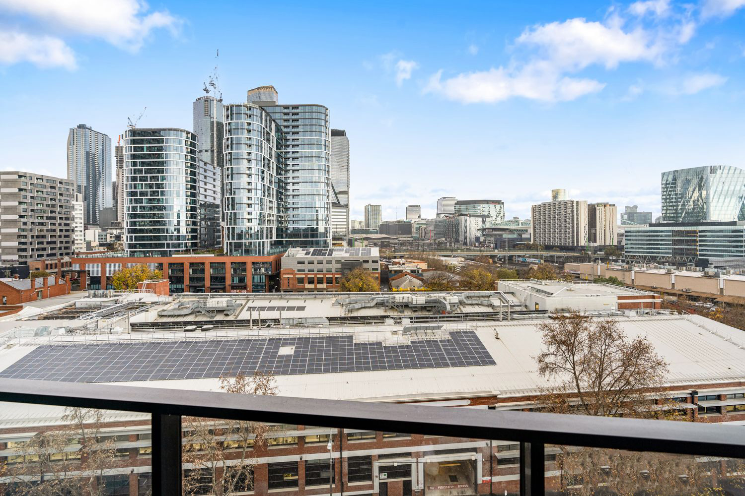 909/5 Wominjeka Walk, West Melbourne, Vic, 3003 - Image 4