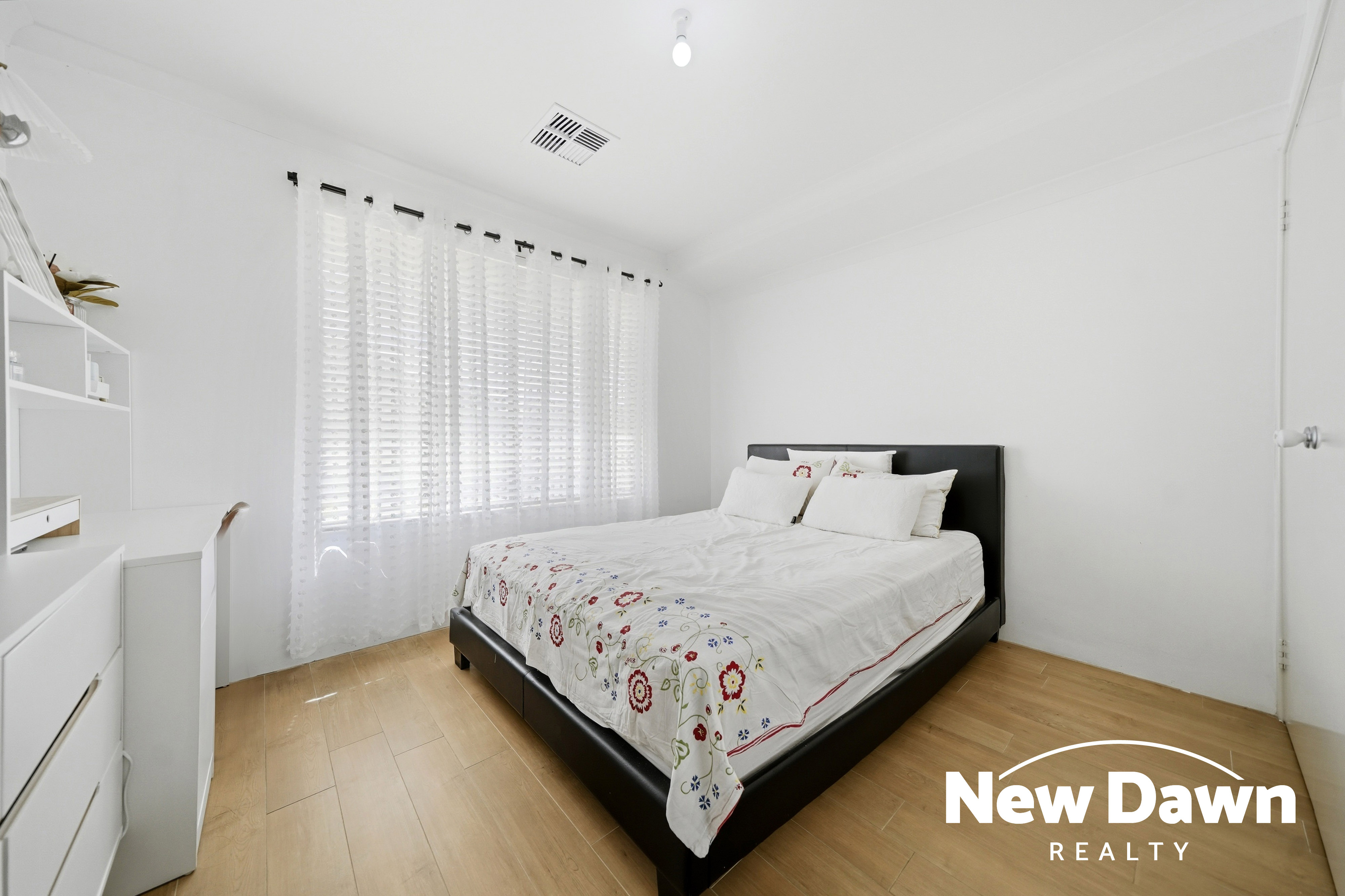 48 ARDMORE PARADE, Ellenbrook WA 6069 - Image 5