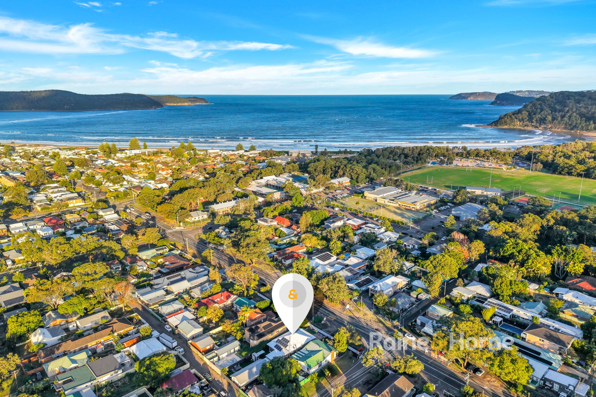 37 Hobart Avenue, Umina Beach, NSW 2257 - Image 1