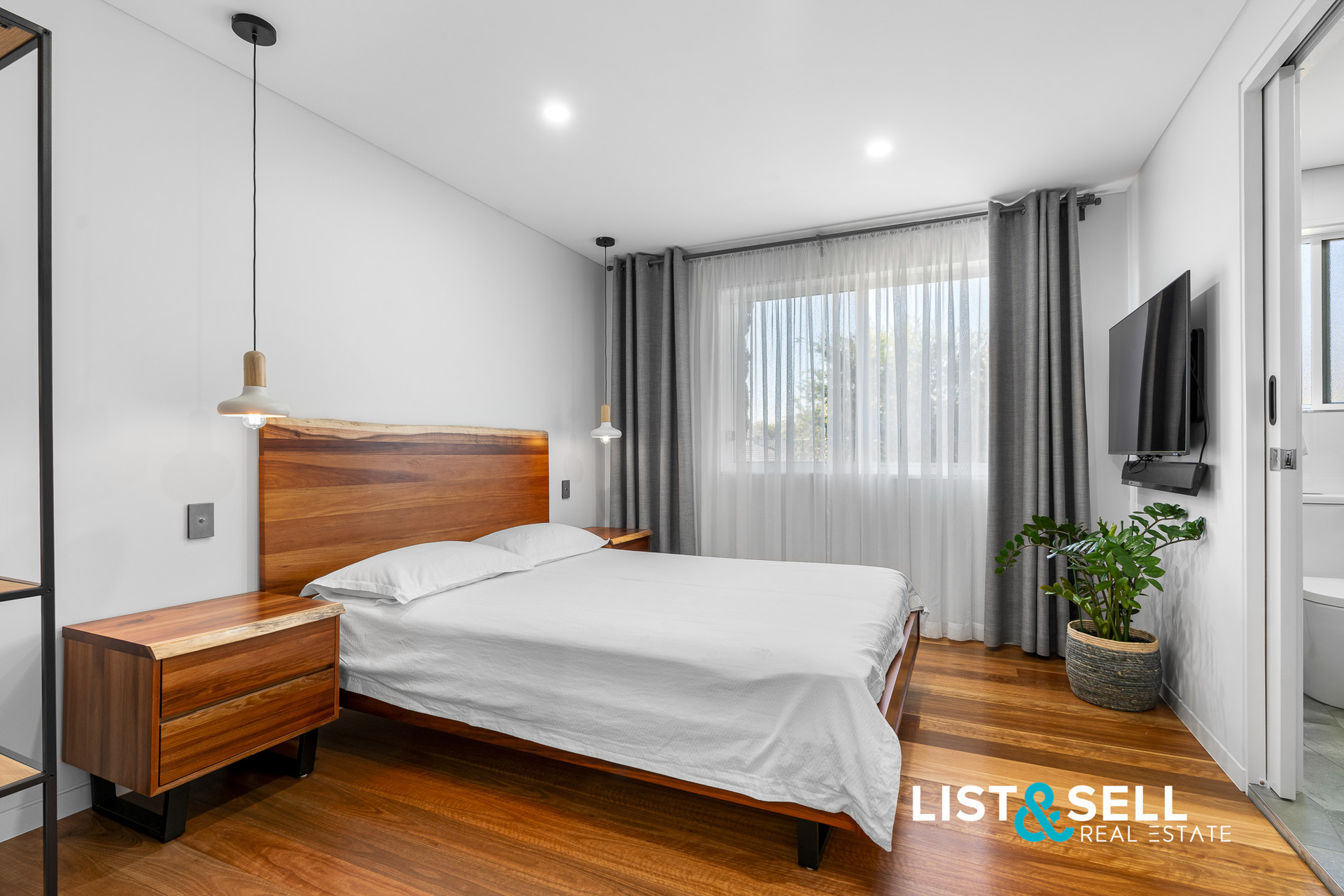 5-bedroom house at 14 MISIMA PLACE, Glenfield NSW 2167, Campbelltown (Nsw), New South Wales