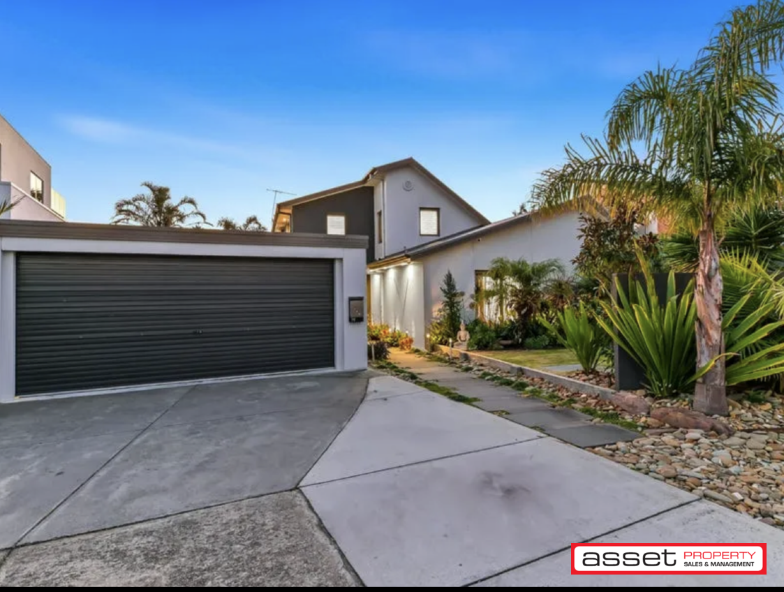 19 SWALLOW COURT, Patterson Lakes VIC 3197 - Image 4