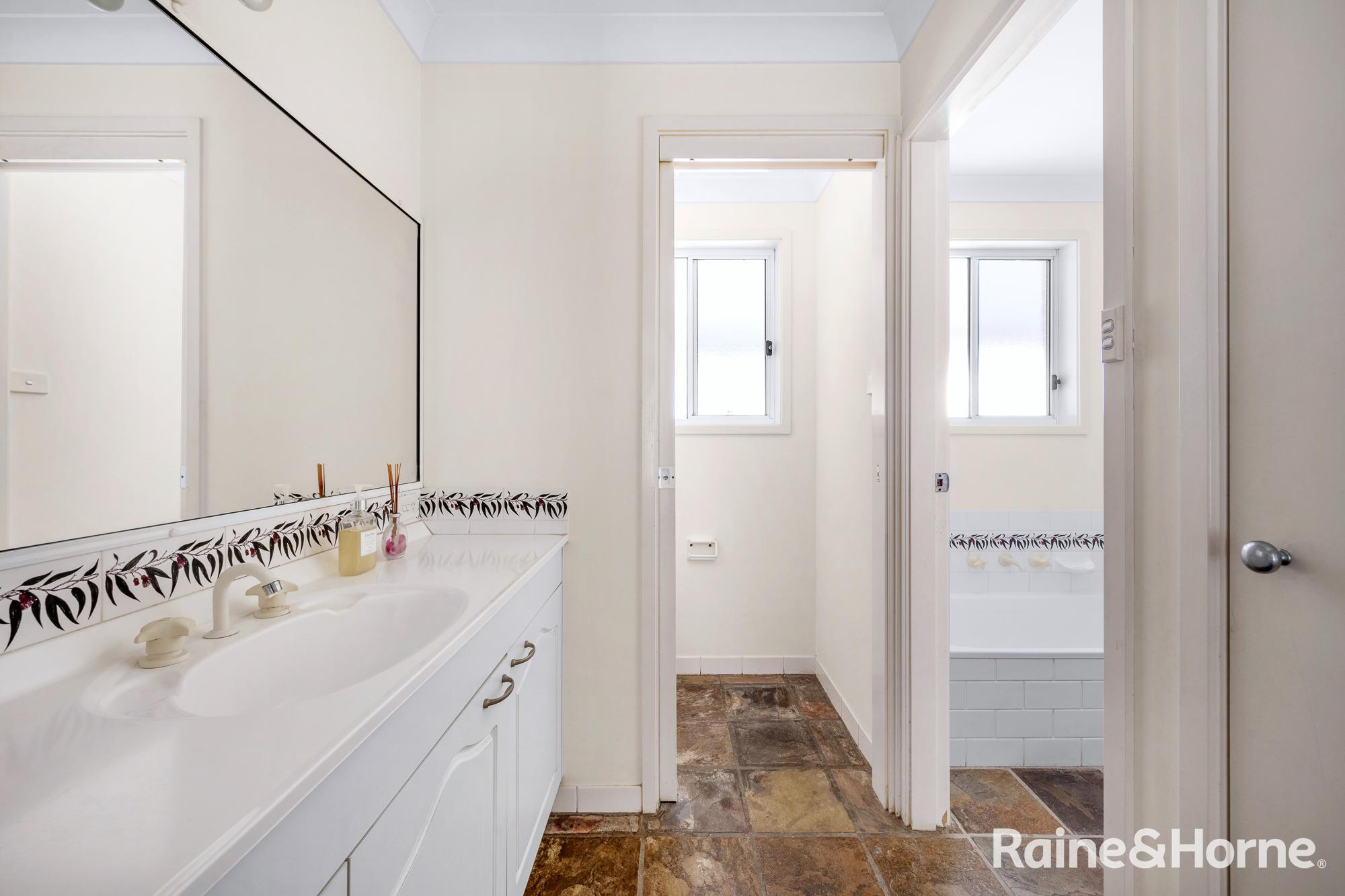 4-bedroom house at 3 Kelly Place, North Nowra, Nsw, 2541, Shoalhaven, New South Wales