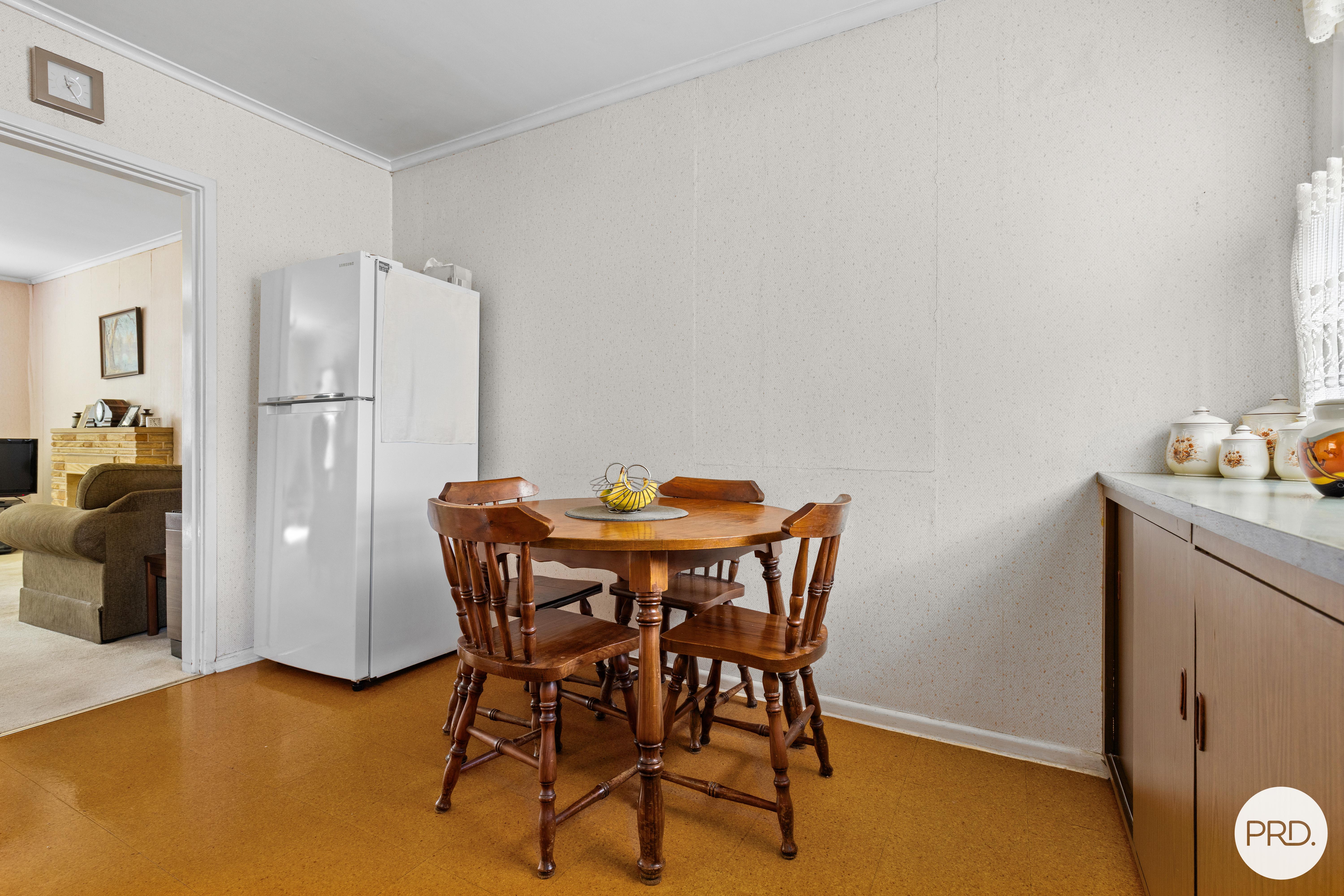 16 SEAFORTH AVENUE, Oatley NSW 2223 - Image 7