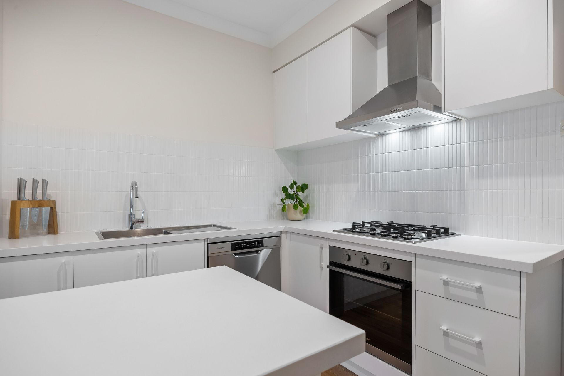 3-bedroom house at 13 Iris Avenue, Wendouree, VIC 3355, Ballarat, Victoria