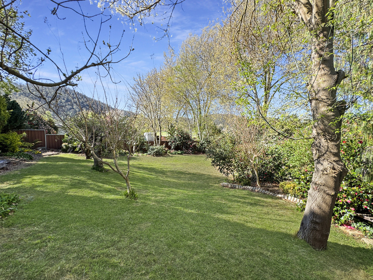 4-bedroom unit at 15 Albert Street Hermitage Flat, Lithgow, Nsw, 2790, Lithgow, New South Wales