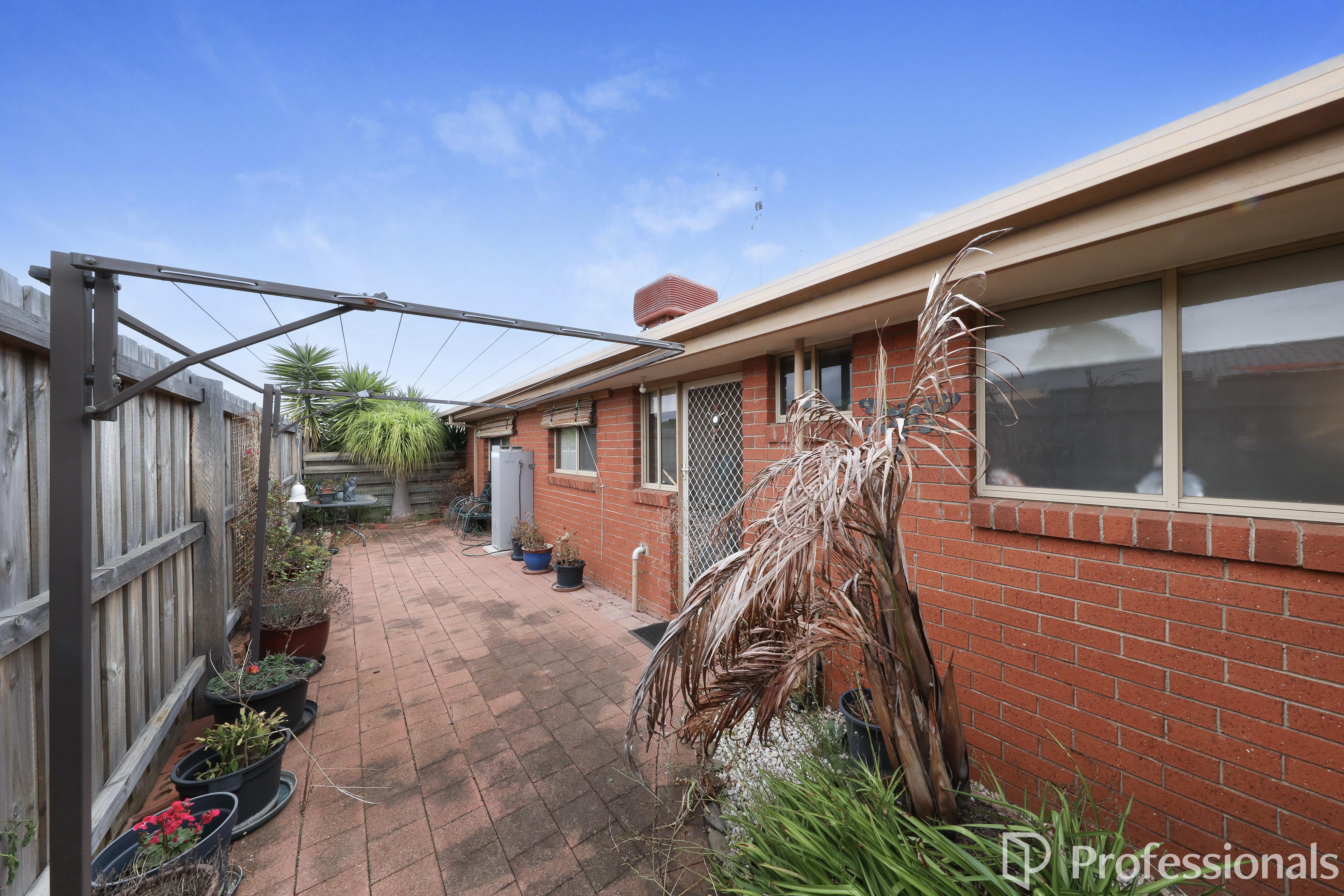 4 69-71 BARRIES ROAD, MELTON VIC 3337 - Image 7