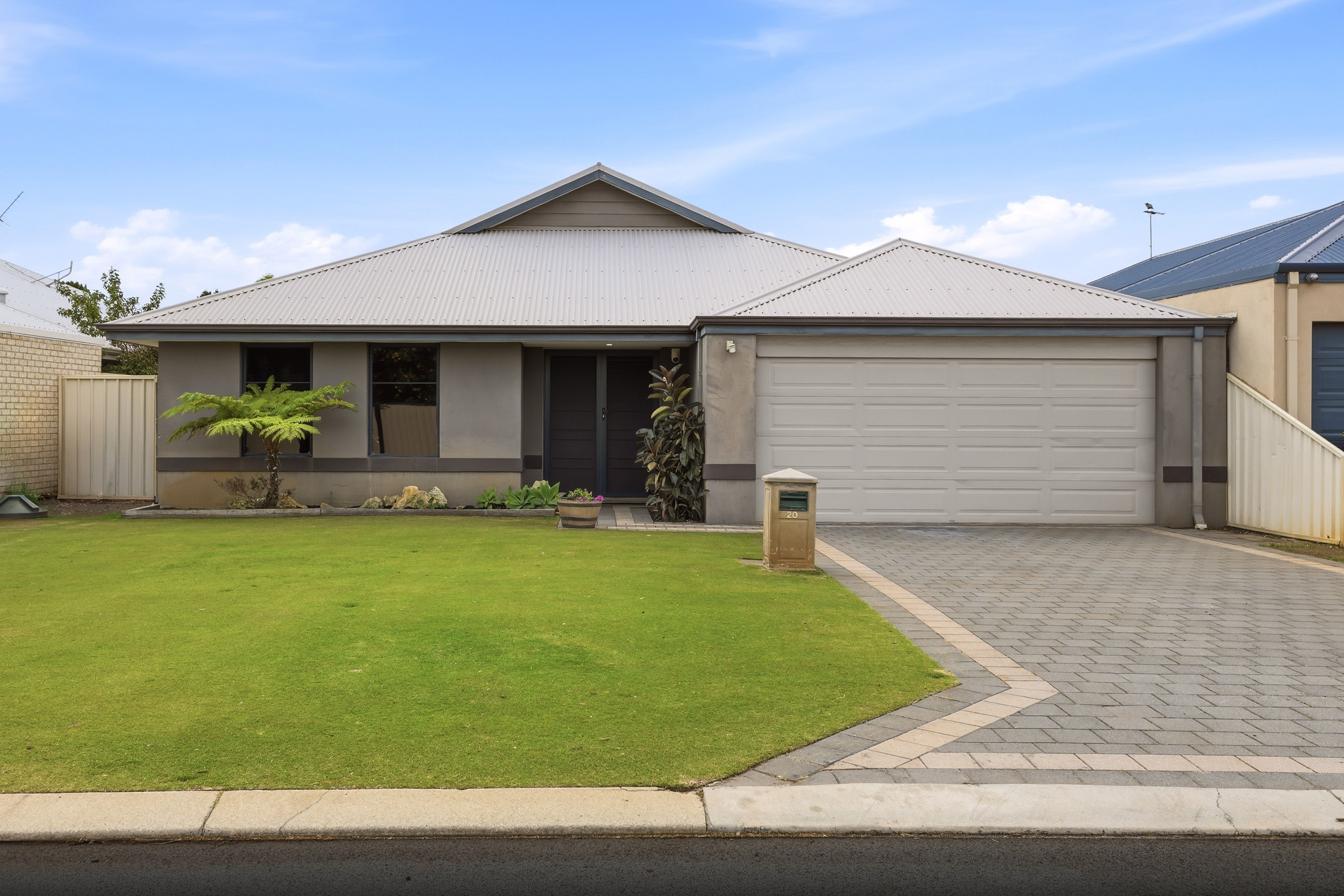 20 Almond Avenue, Shoalwater, WA 6169 - Image 1