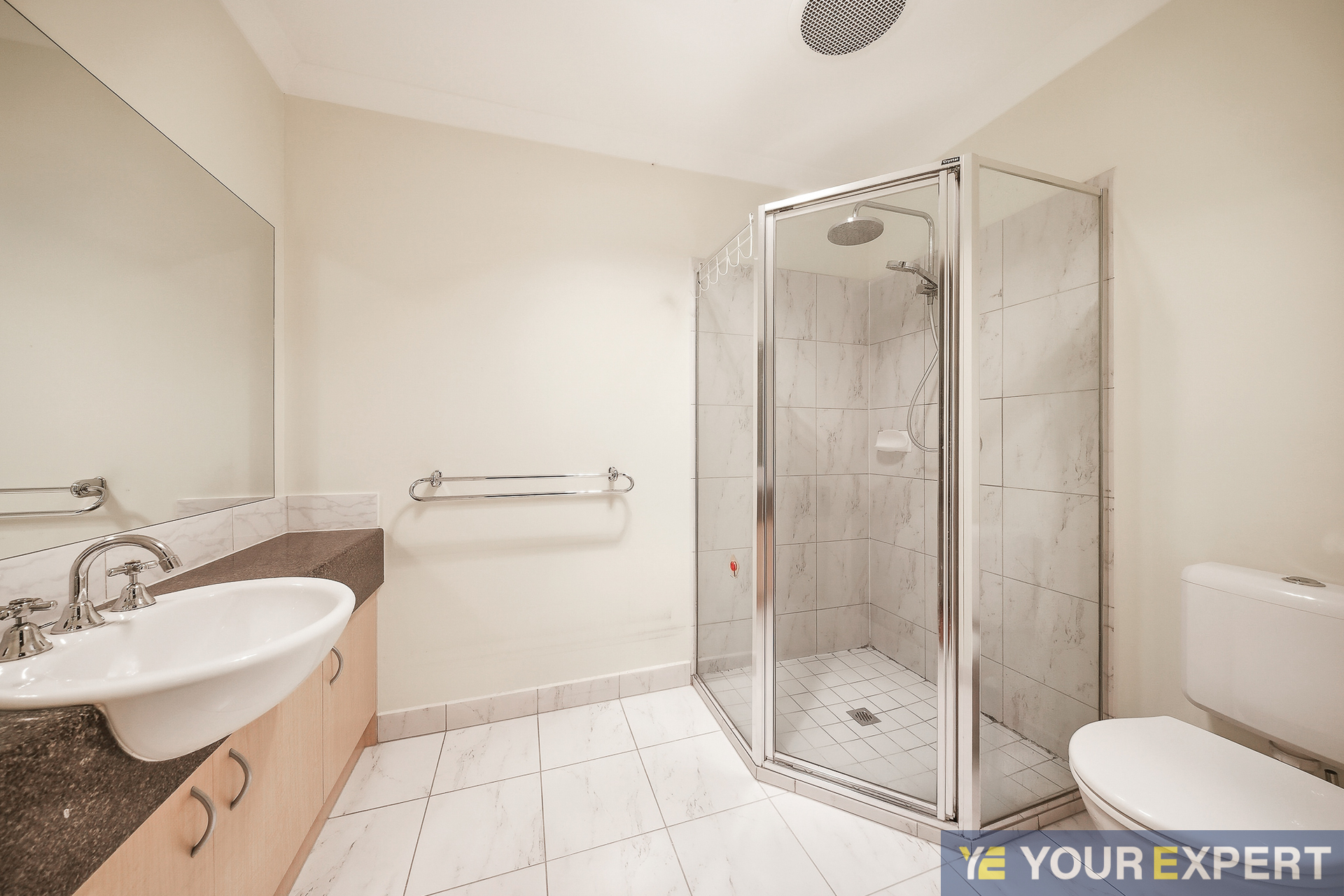 3-bedroom unit at 2 Cropton Place, Narre Warren South, VIC 3805, Casey, Victoria