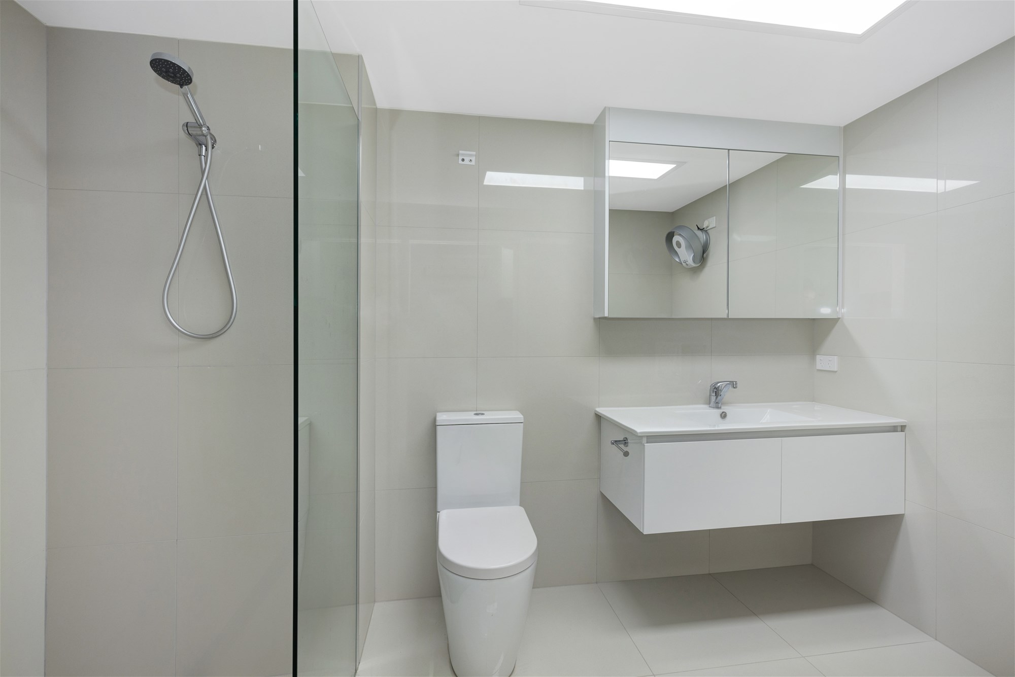 3-bedroom unit at 18/30-32 Fitzgerald Esplanade, Innisfail, Qld, 4860, Cassowary Coast, Queensland