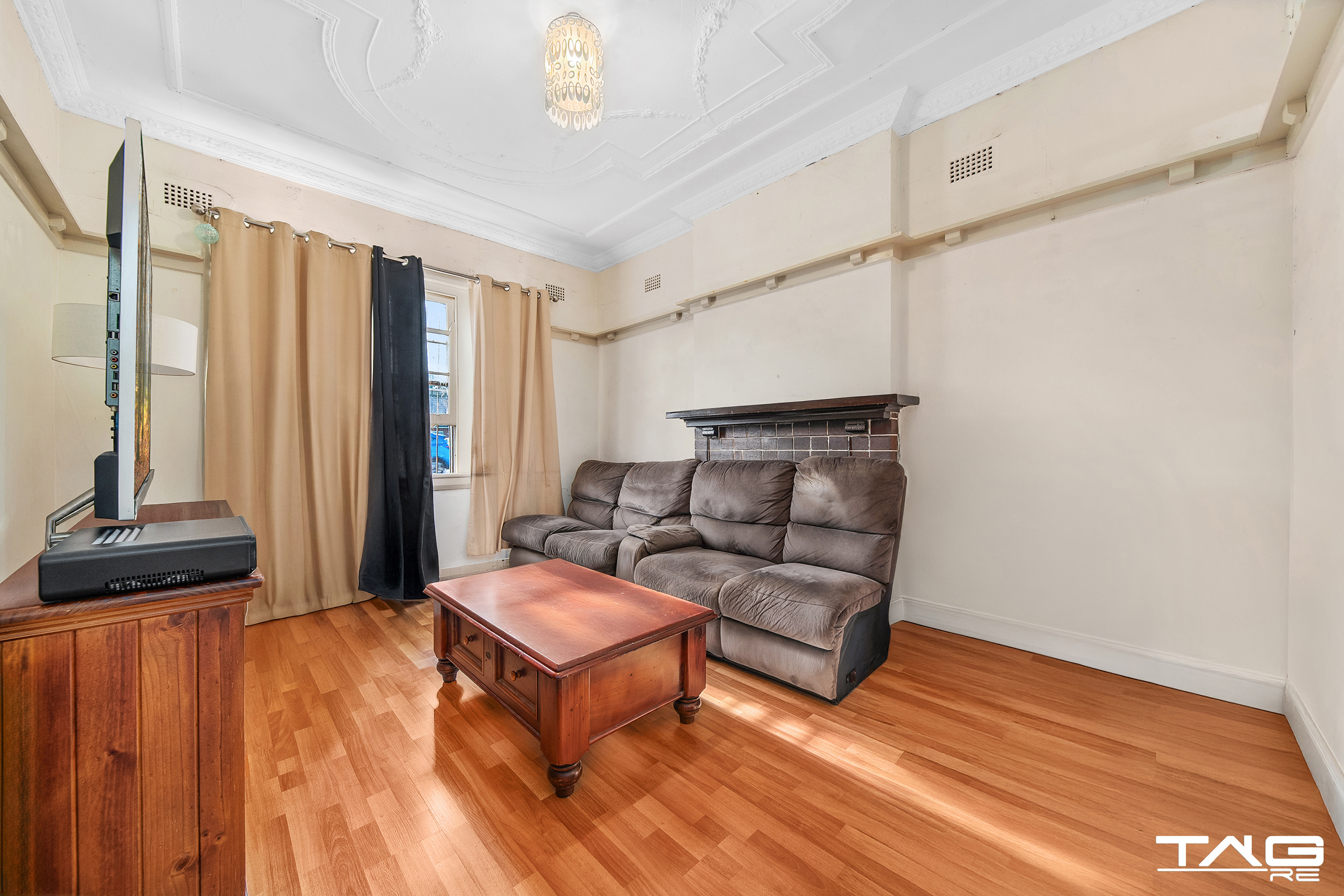 27 HAWKESBURY ROAD, Westmead NSW 2145 - Image 2