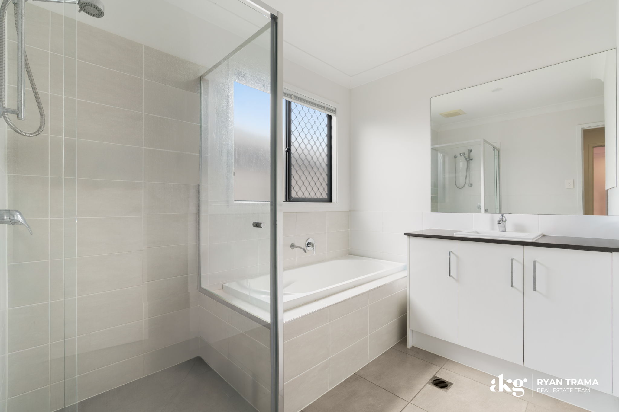 14 RURAL STREET, Park Ridge QLD 4125 - Image 10