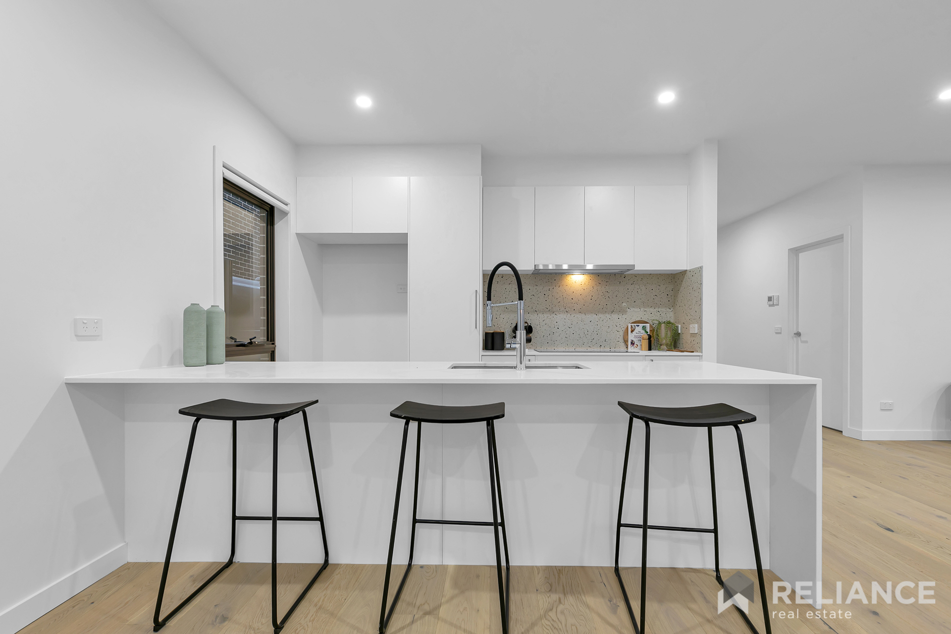 3,8,9,10,  Tarneit Road, Hoppers Crossing, Vic, 3029 - Image 10