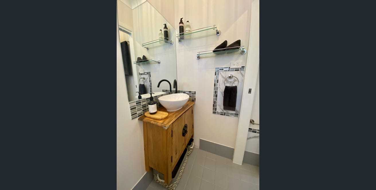 1-bedroom unit at 3 22 PACIFIC STREET, CRESCENT HEAD NSW 2440, Kempsey, New South Wales