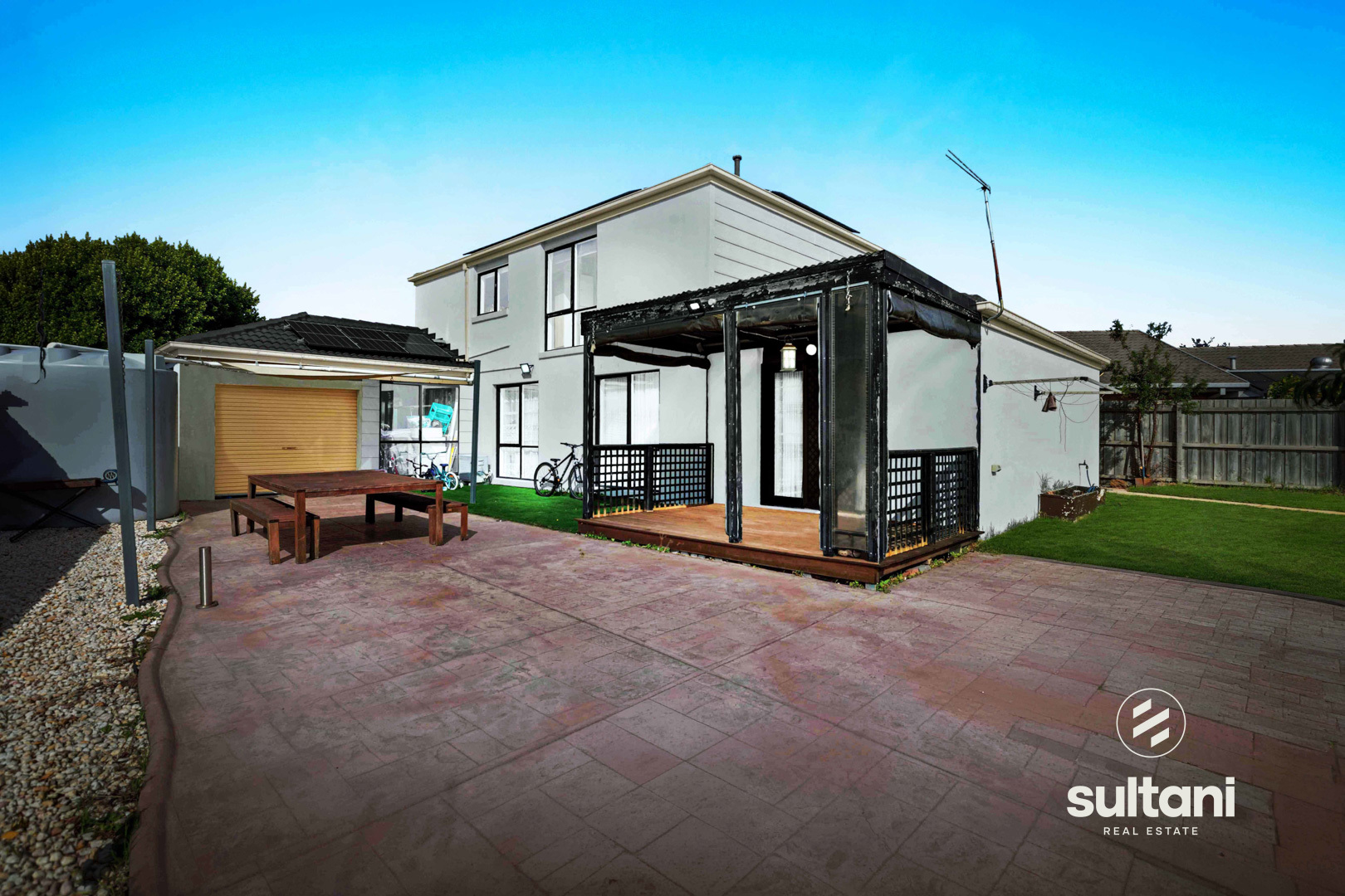3-bedroom house at 124 COURTENAY AVENUE, Cranbourne North VIC 3977, Casey, Victoria