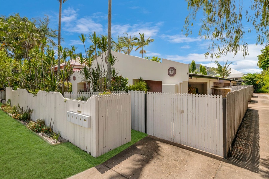 3/13 Philp Street, Hermit Park, QLD 4812 - Image 1