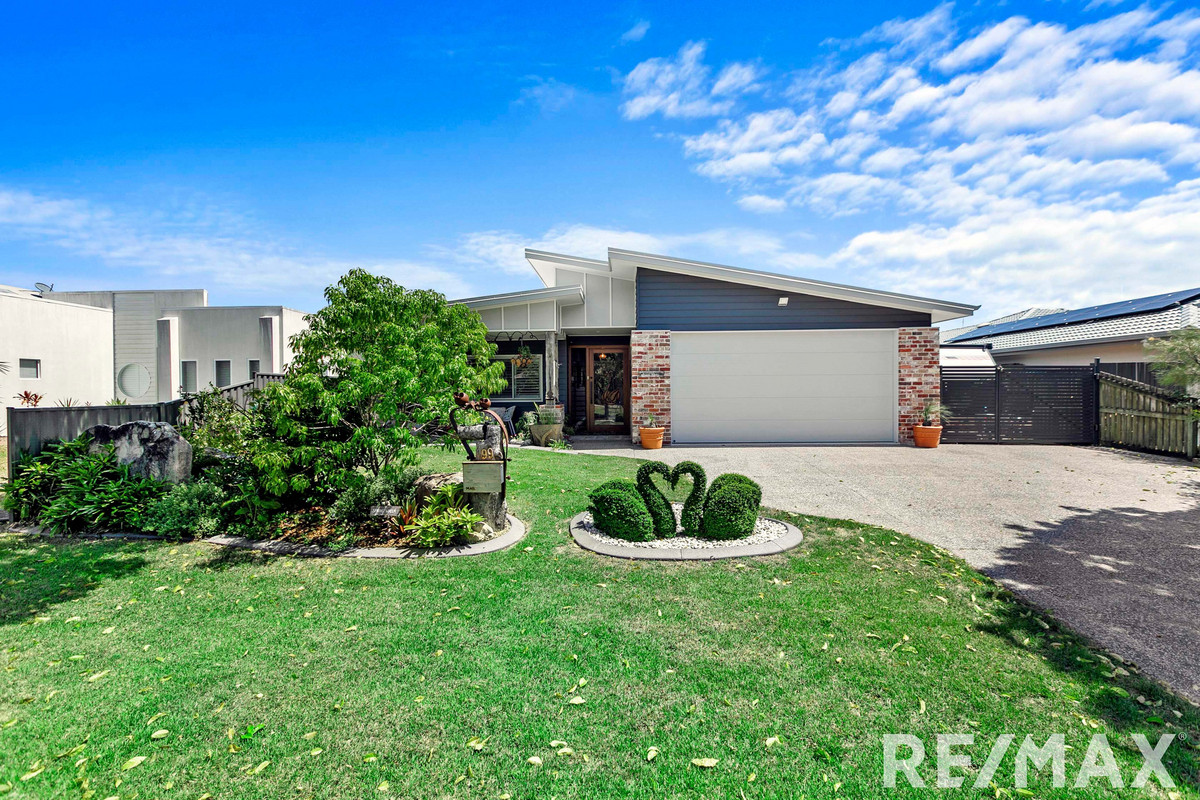 99 NORTHSHORE AVENUE, Toogoom QLD 4655 - Image 2