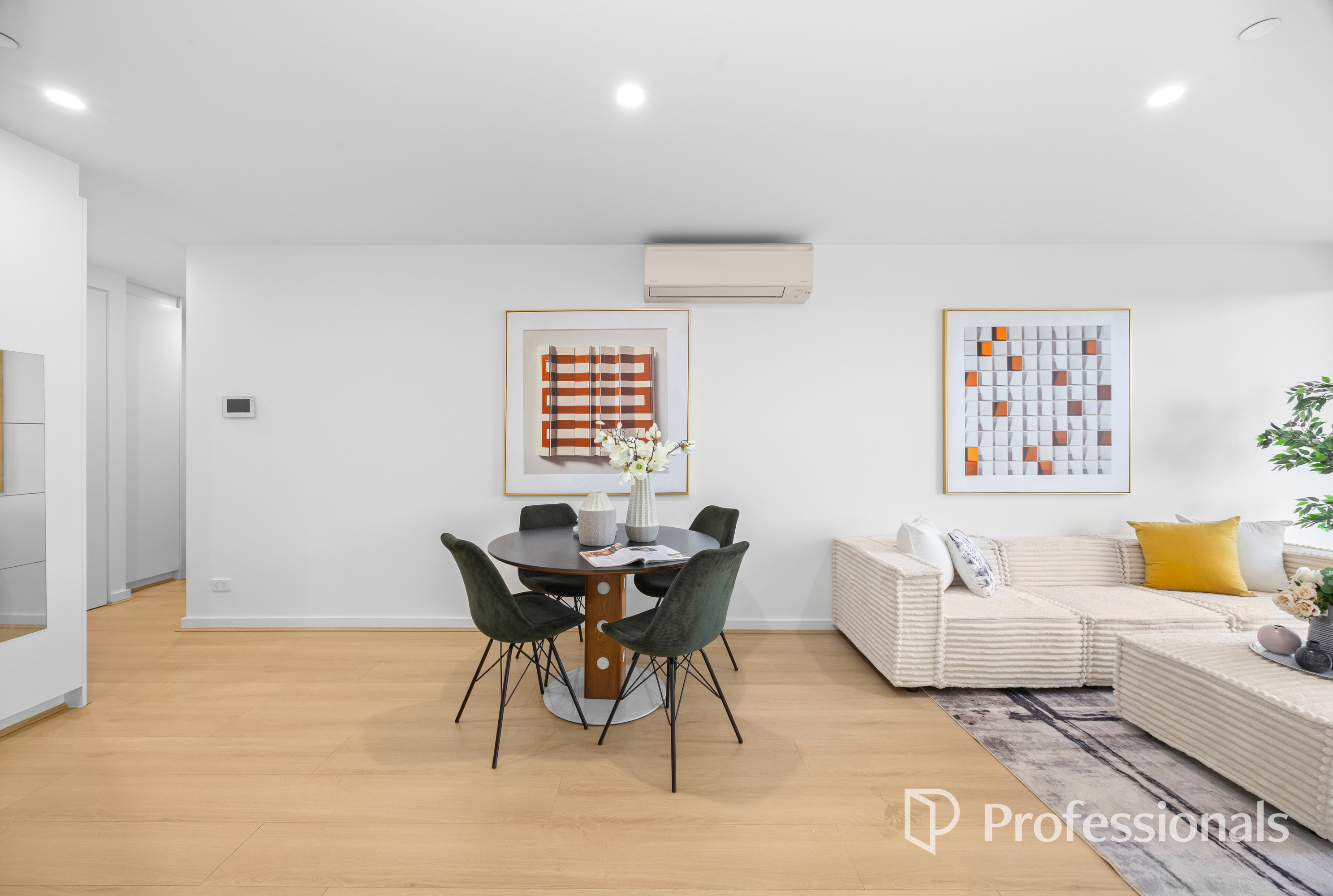 FLAT 102 665 CENTRE ROAD, BENTLEIGH EAST VIC 3165 - Image 4