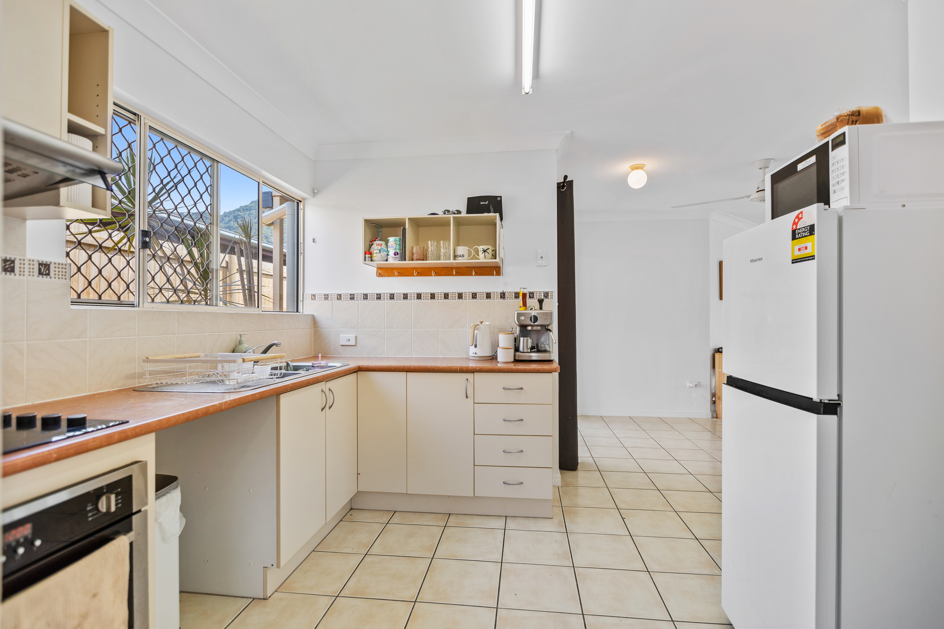 11 SILKY OAK COURT, Mooroobool QLD 4870 - Image 7