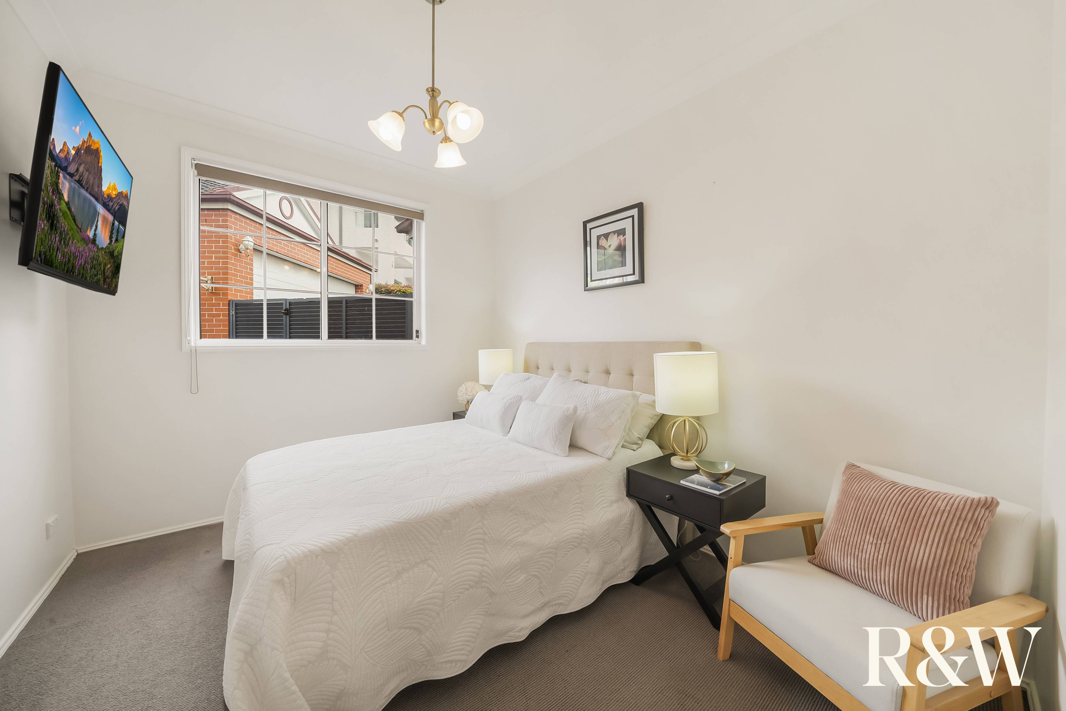 7-bedroom house at 33 Lord Castlereagh Circuit, Macquarie Links, NSW 2565, , New South Wales