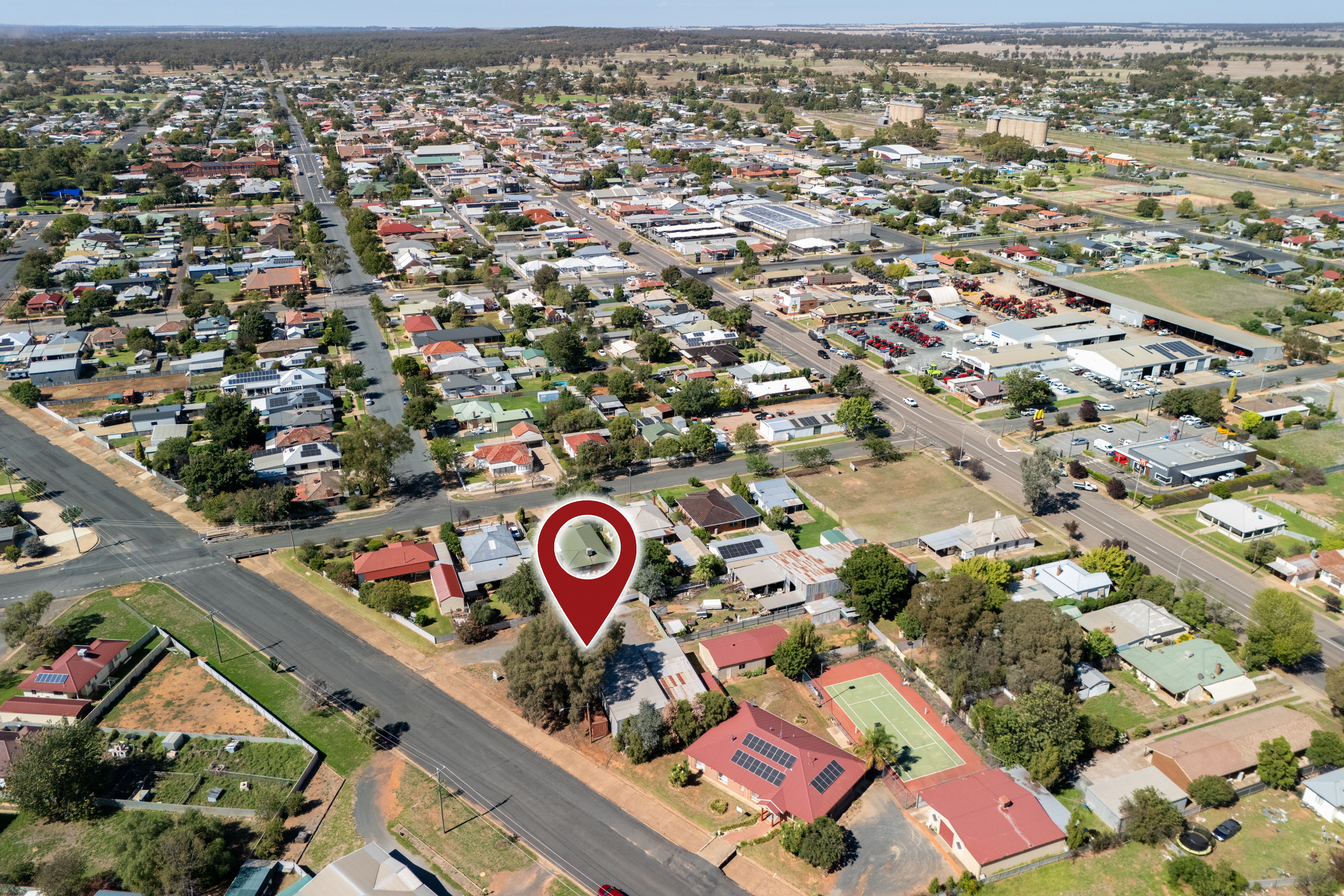 62-64 AURORA STREET, Temora NSW 2666 - Image 8