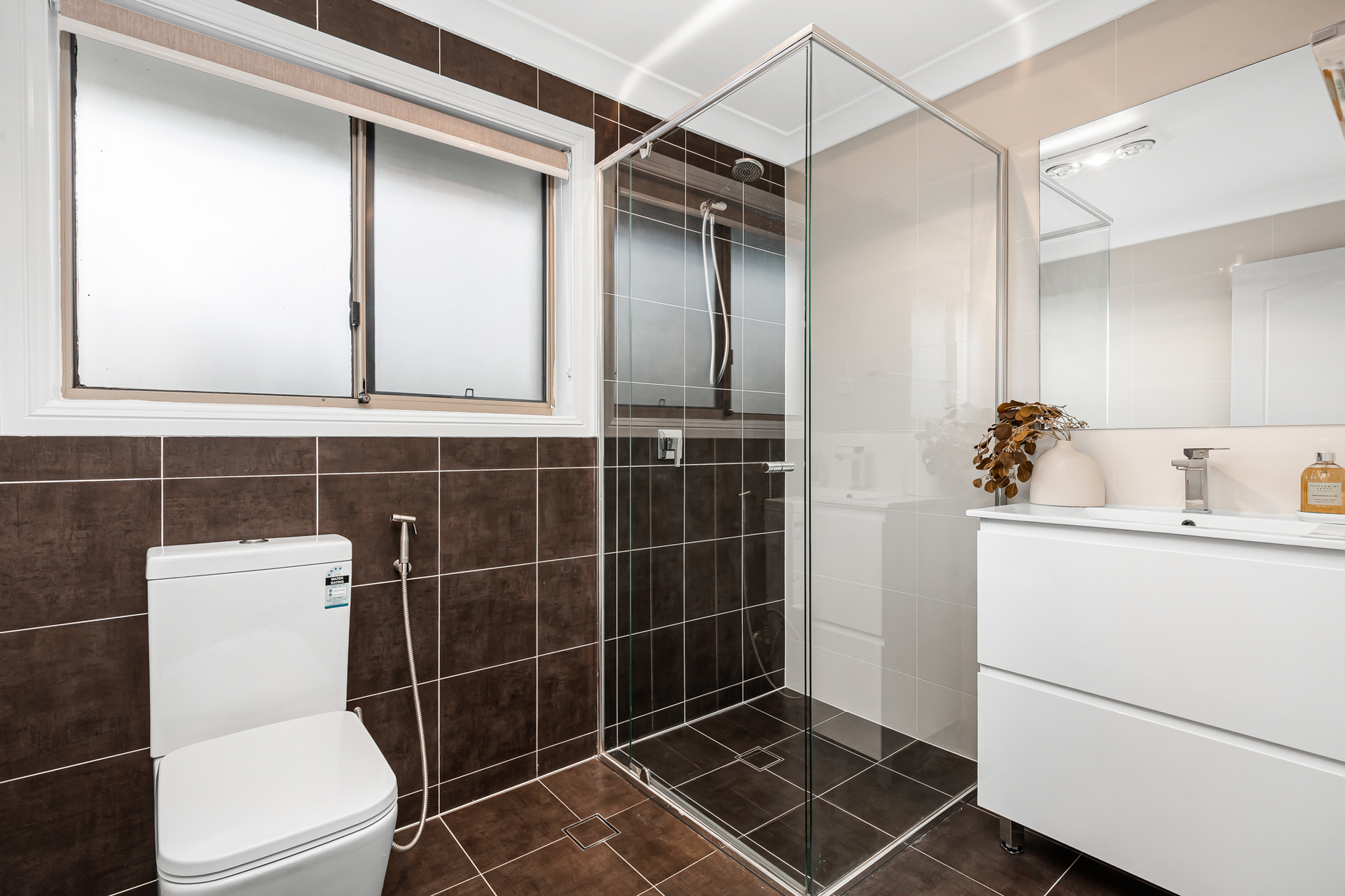 5-bedroom house at 33 Mariner Crescent, Abbotsbury, NSW 2176, Fairfield, New South Wales