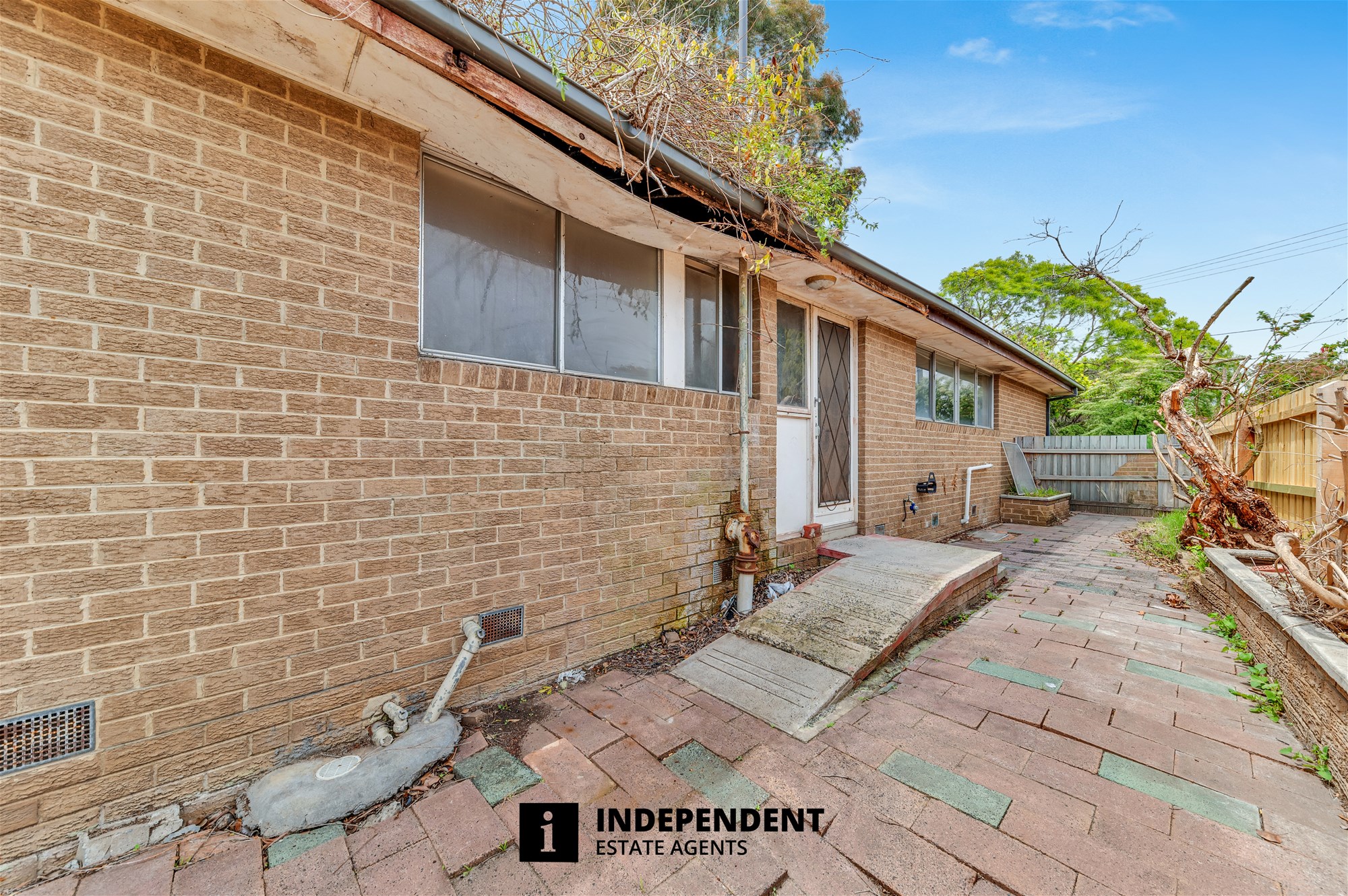 4-bedroom house at 27 Sunrise Drive, Mulgrave, VIC 3170, Monash, Victoria