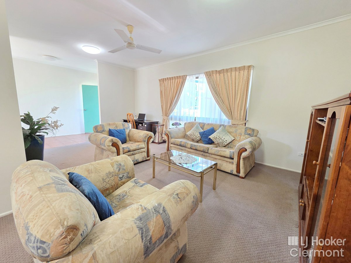 32 COLLINS STREET, Clermont QLD 4721 - Image 8