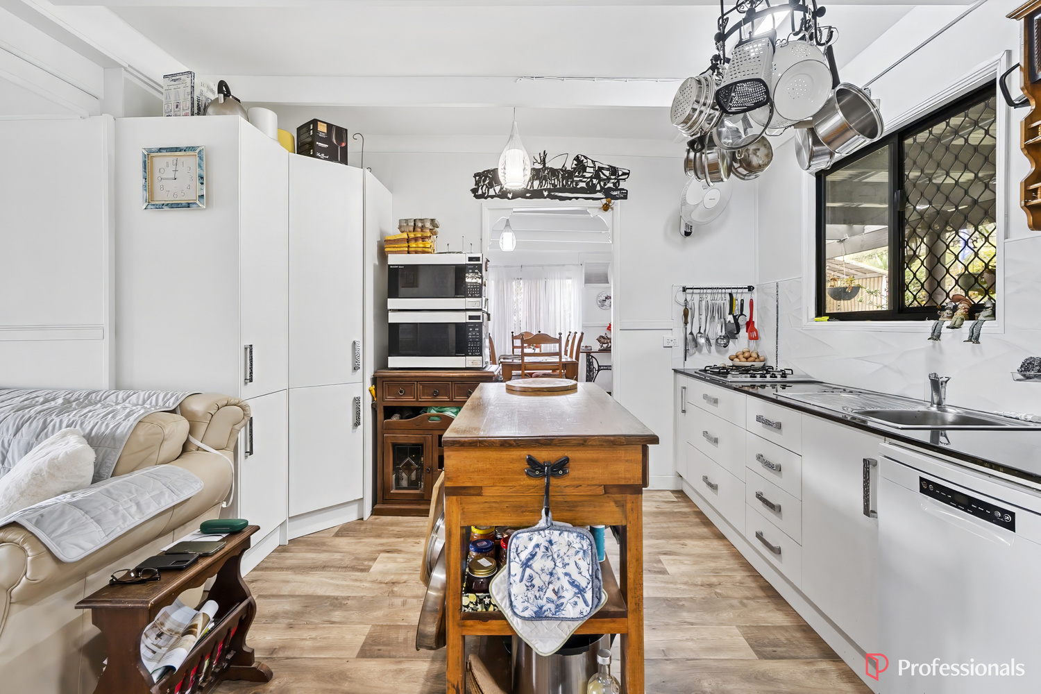 6-bedroom house at 957 TANBY ROAD, Tanby QLD 4703, Livingstone, Queensland