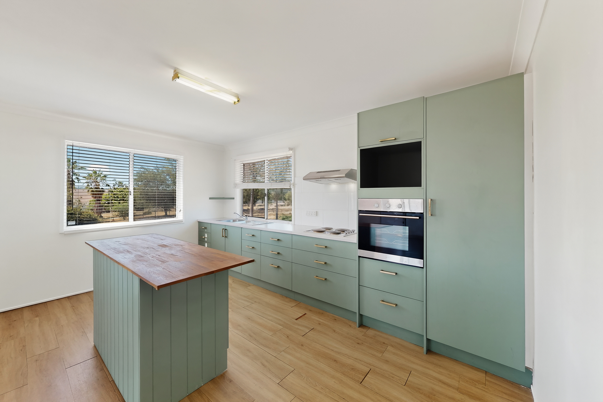 3-bedroom unit at 40 Hall Road, Merriwa, NSW 2329, Upper Hunter, New South Wales