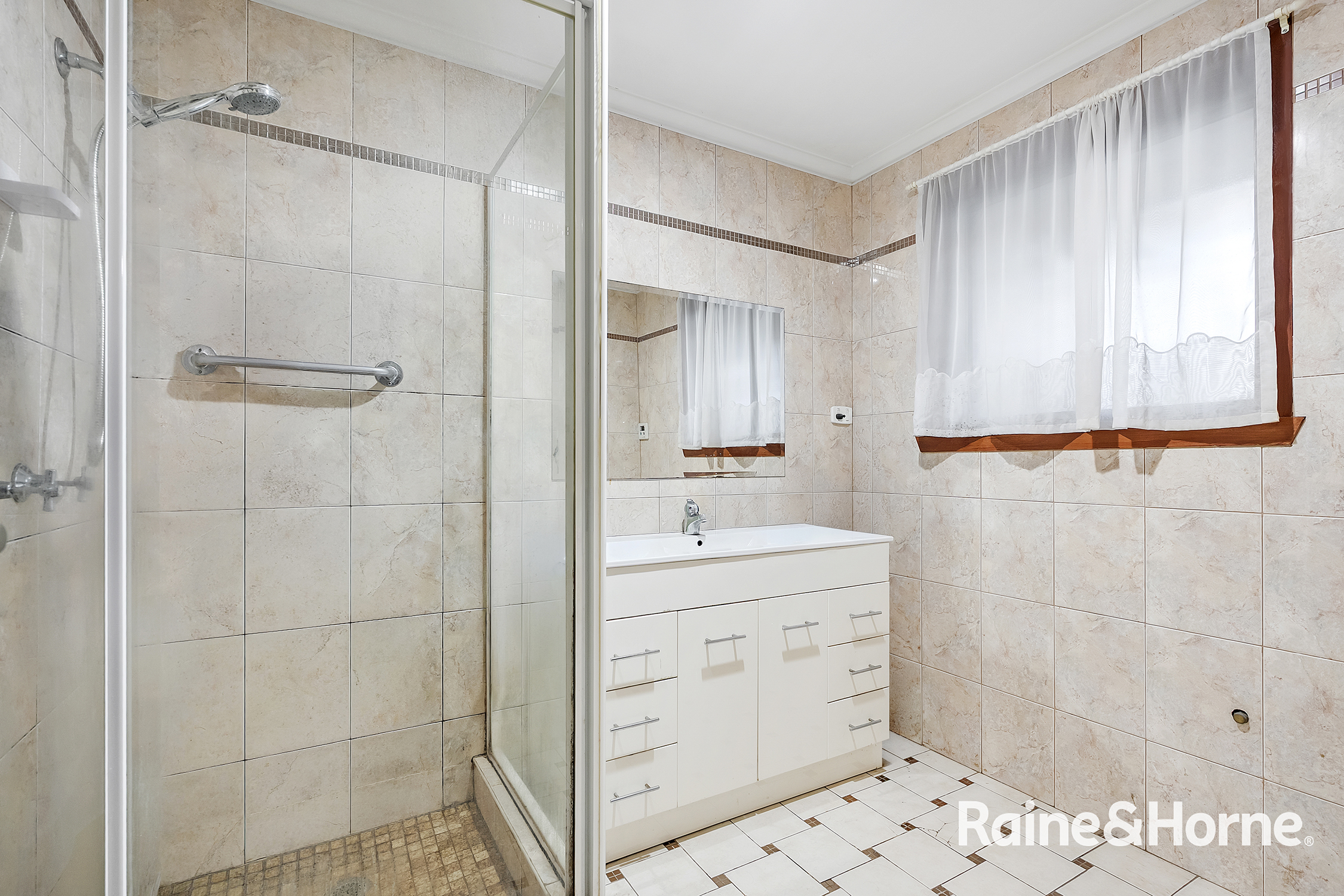 2-bedroom unit at 2/24 Alexander Street, Cranbourne, VIC 3977, Casey, Victoria