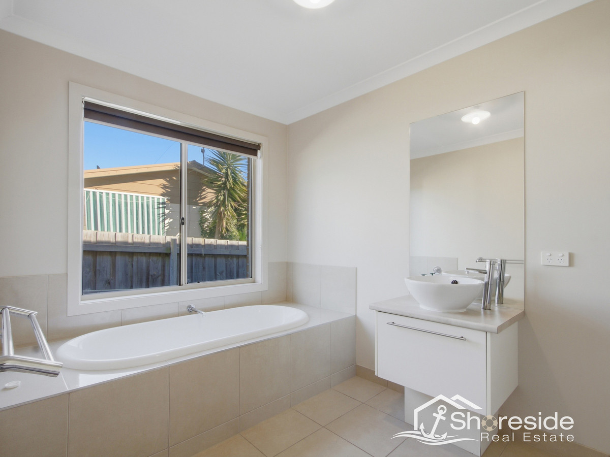 3-bedroom house at 42 ALBATROSS ROAD, Kalimna VIC 3909, East Gippsland, Victoria