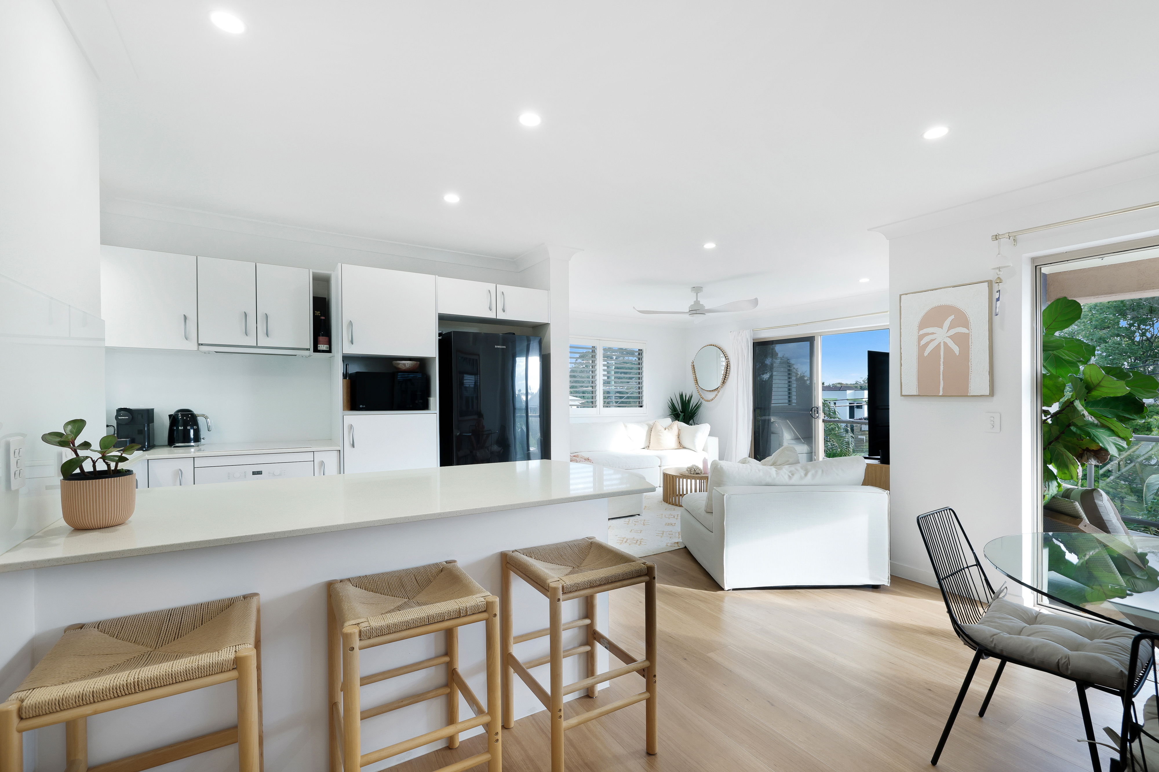 5/20 Oleander Avenue, Biggera Waters, QLD 4216 - Image 2