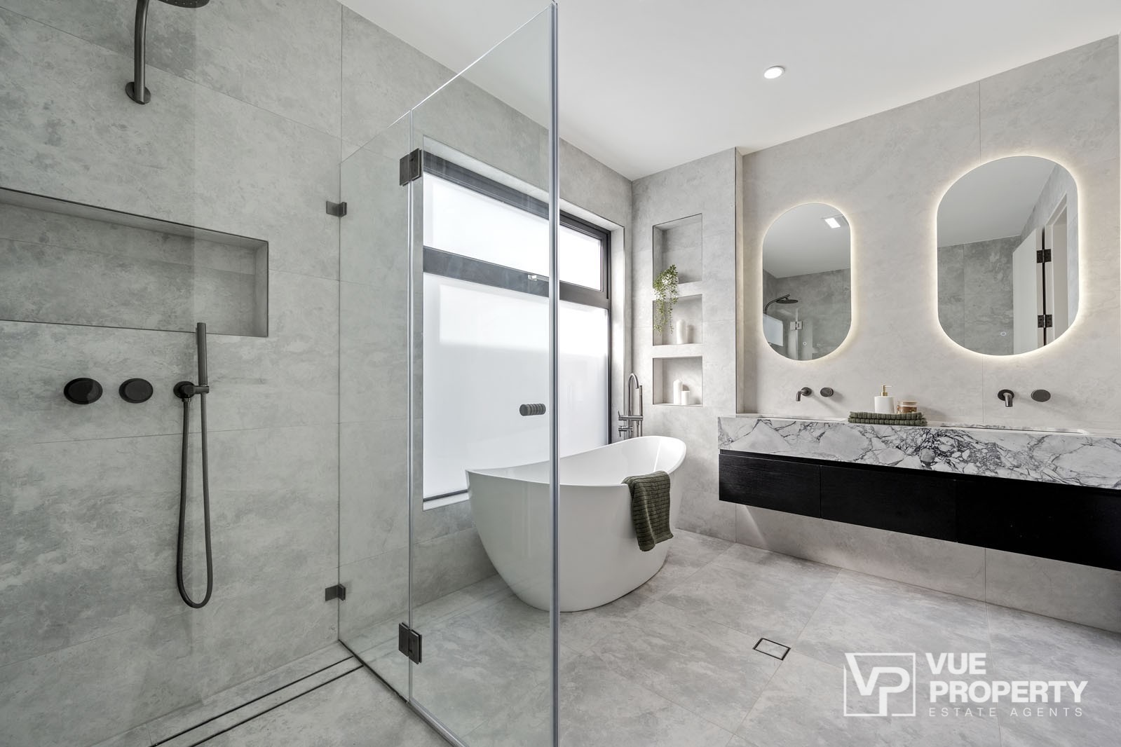 5-bedroom unit at 10 Valley Road, Eastwood, NSW 2122, Ryde, New South Wales