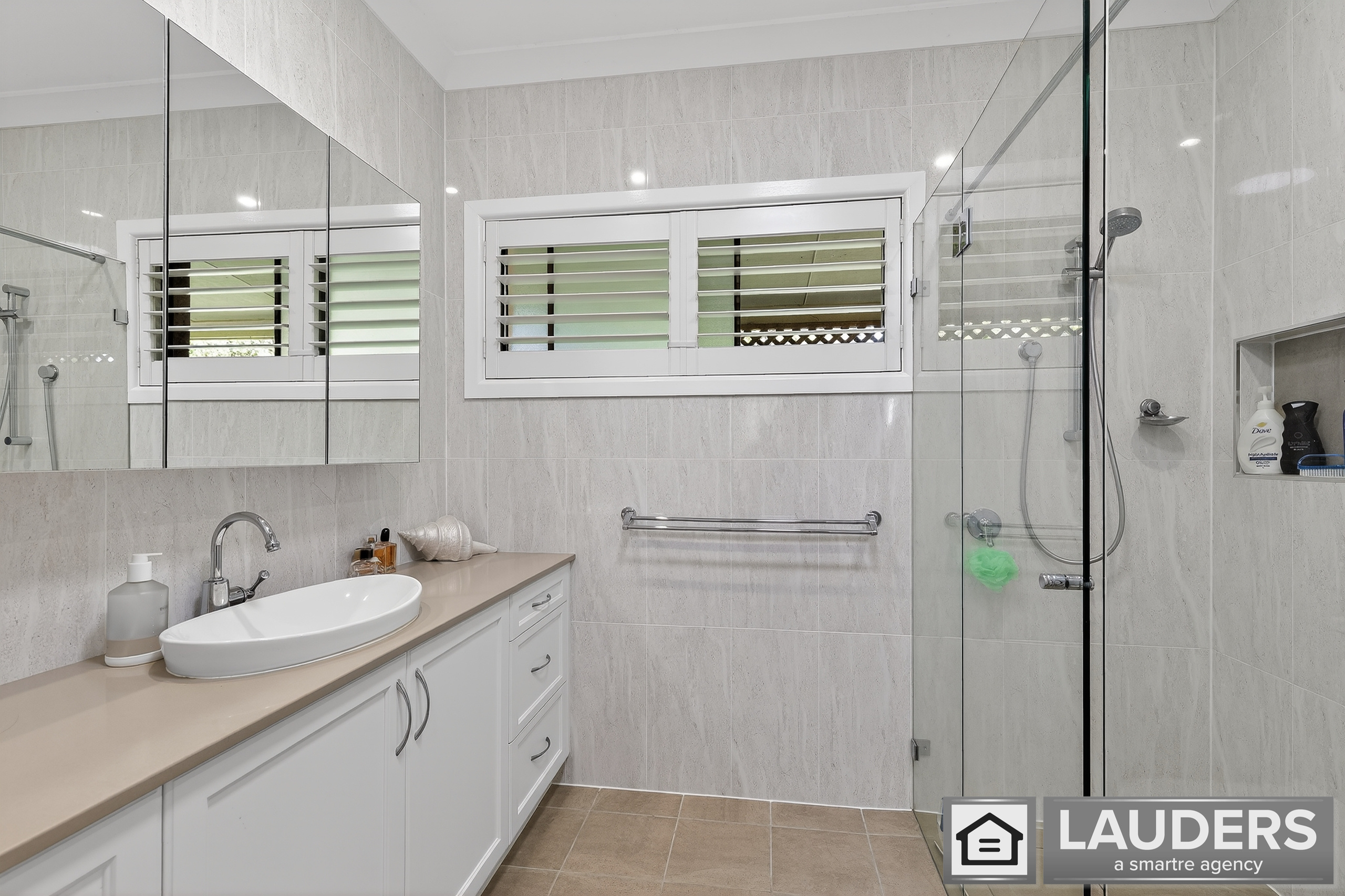 6-bedroom house at 157 OXLEY ISLAND ROAD, Oxley Island NSW 2430, Mid-Coast, New South Wales