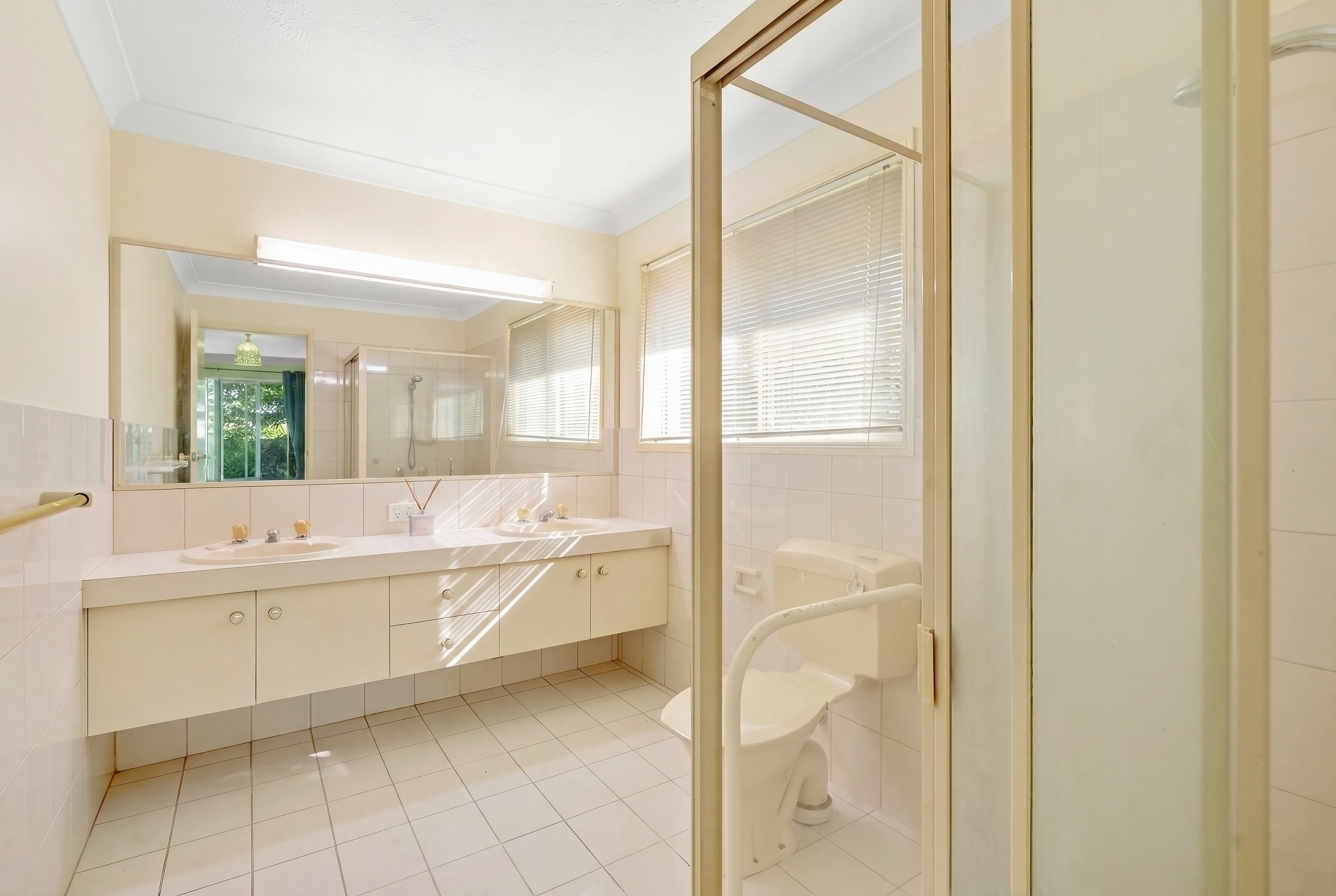 4-bedroom house at 5 Sugarleaf Court, Burleigh Waters, QLD 4220, Gold Coast, Queensland