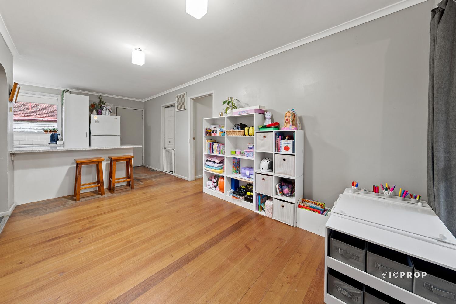 16 Bennett Street, Sunshine West, Vic, 3020 - Image 10