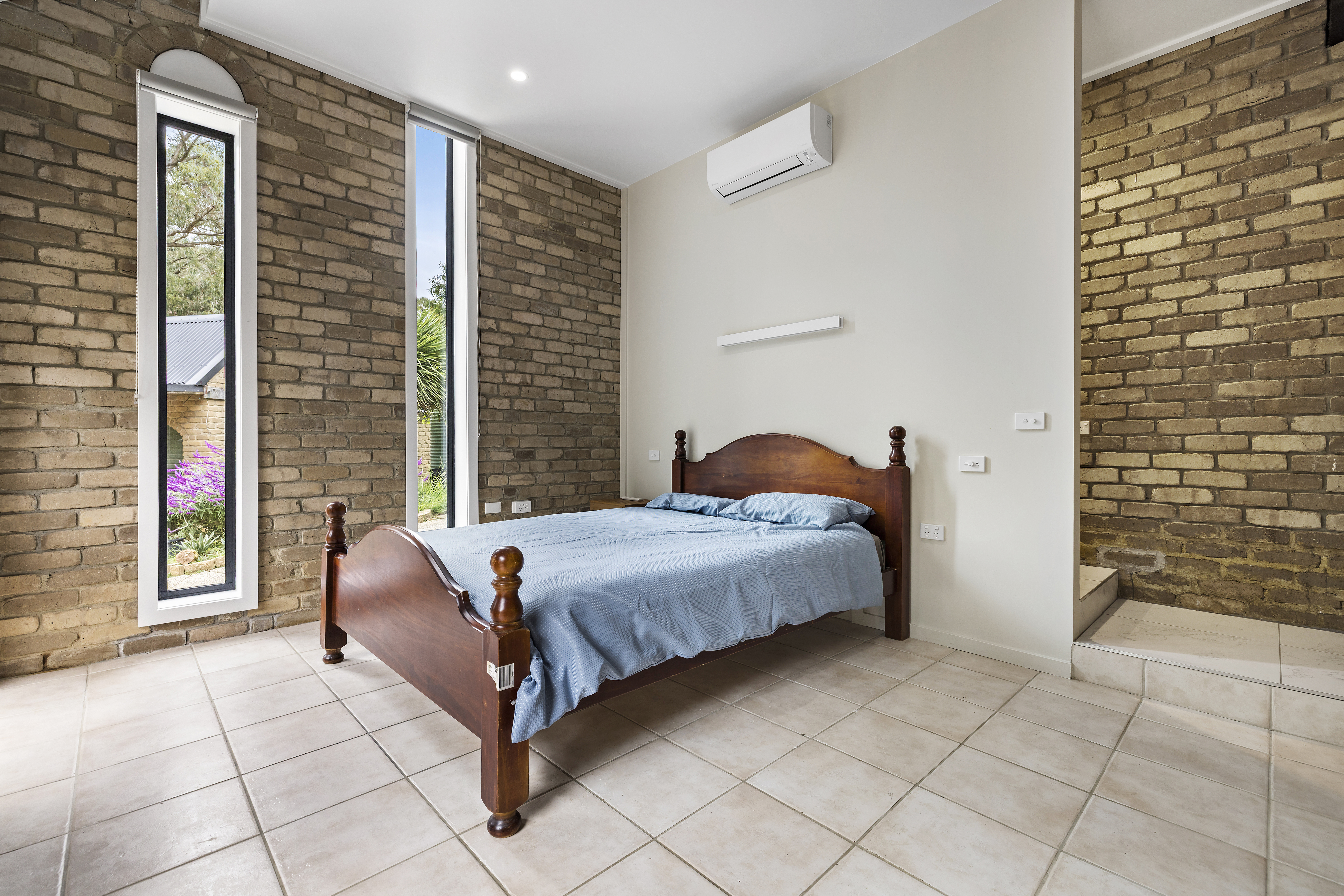 5-bedroom house at 255 Pinnacle Lane, Steels Creek, VIC 3775, Yarra Ranges, Victoria
